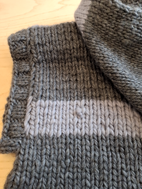 Hjemmestrikket vest (G713)