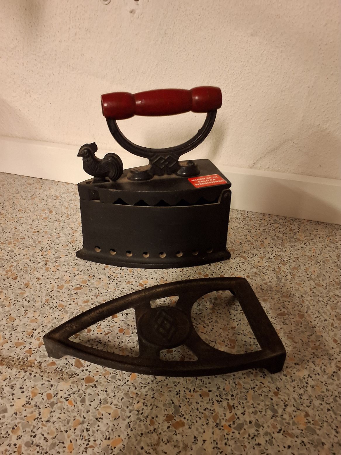 Antik strygejern