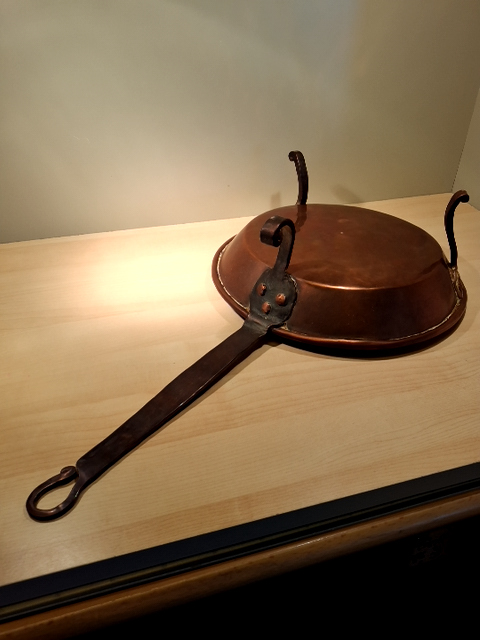 Gammel kobber pande