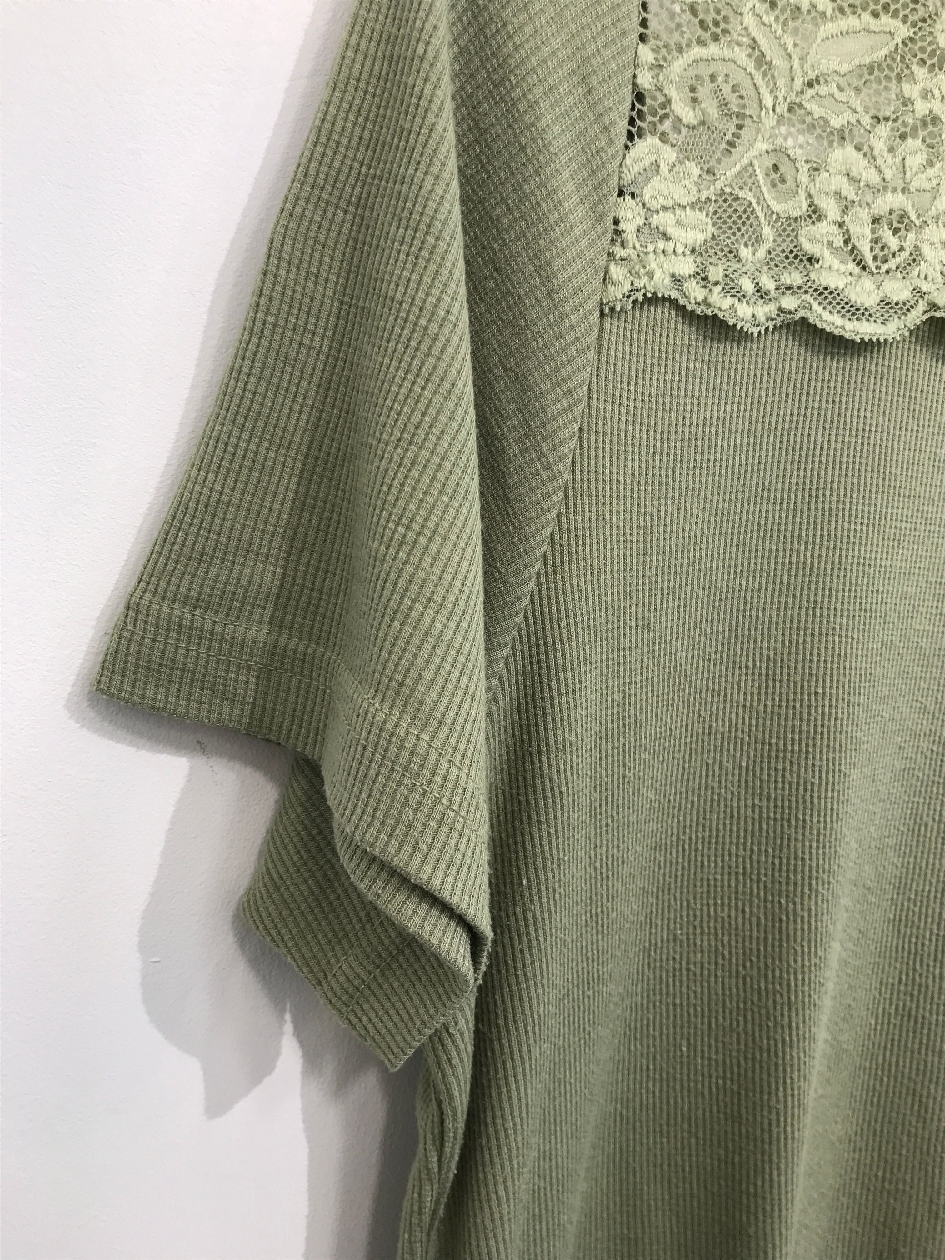 Ofelia T-shirt