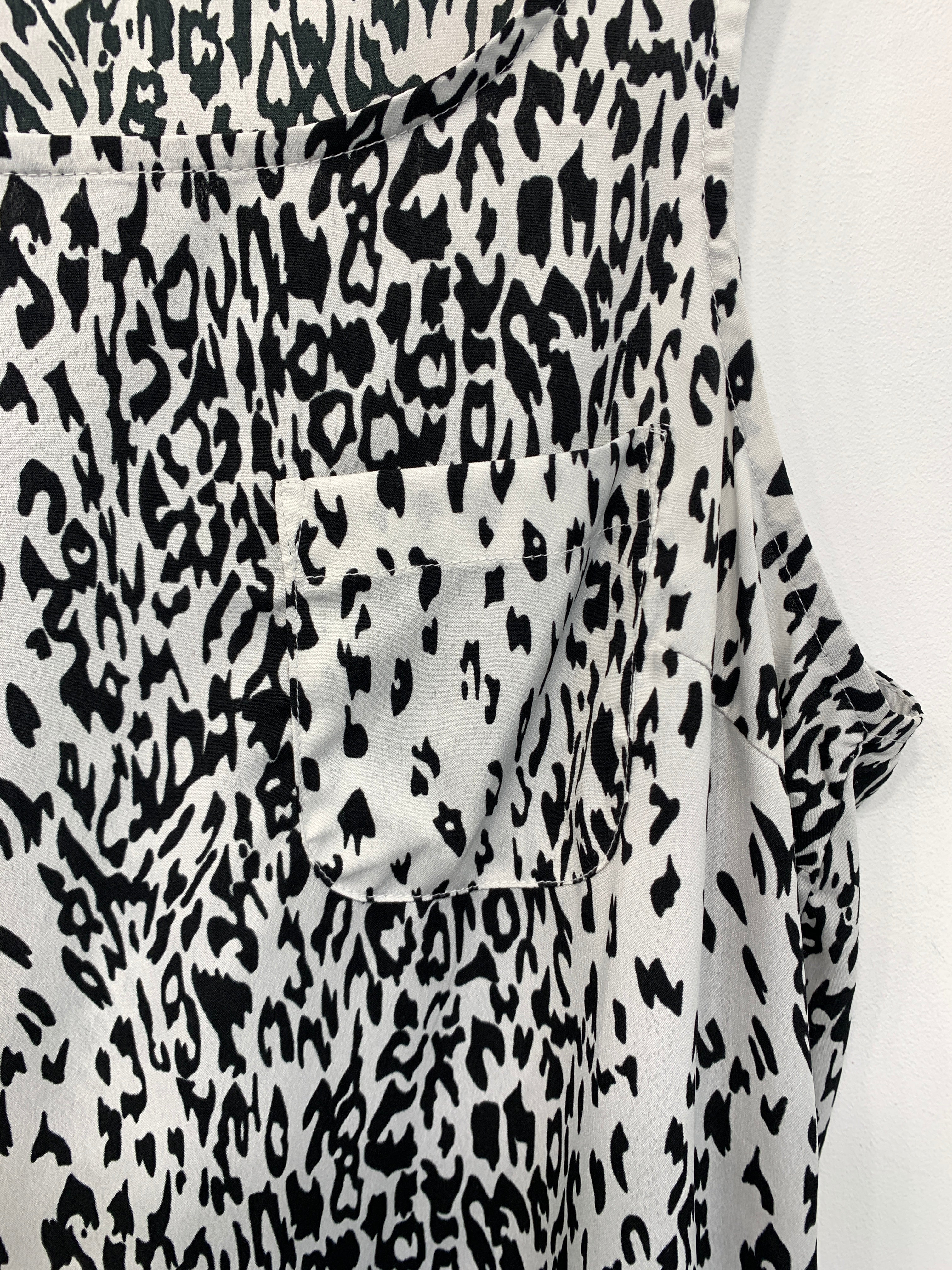 Jacqueline de Yong Top