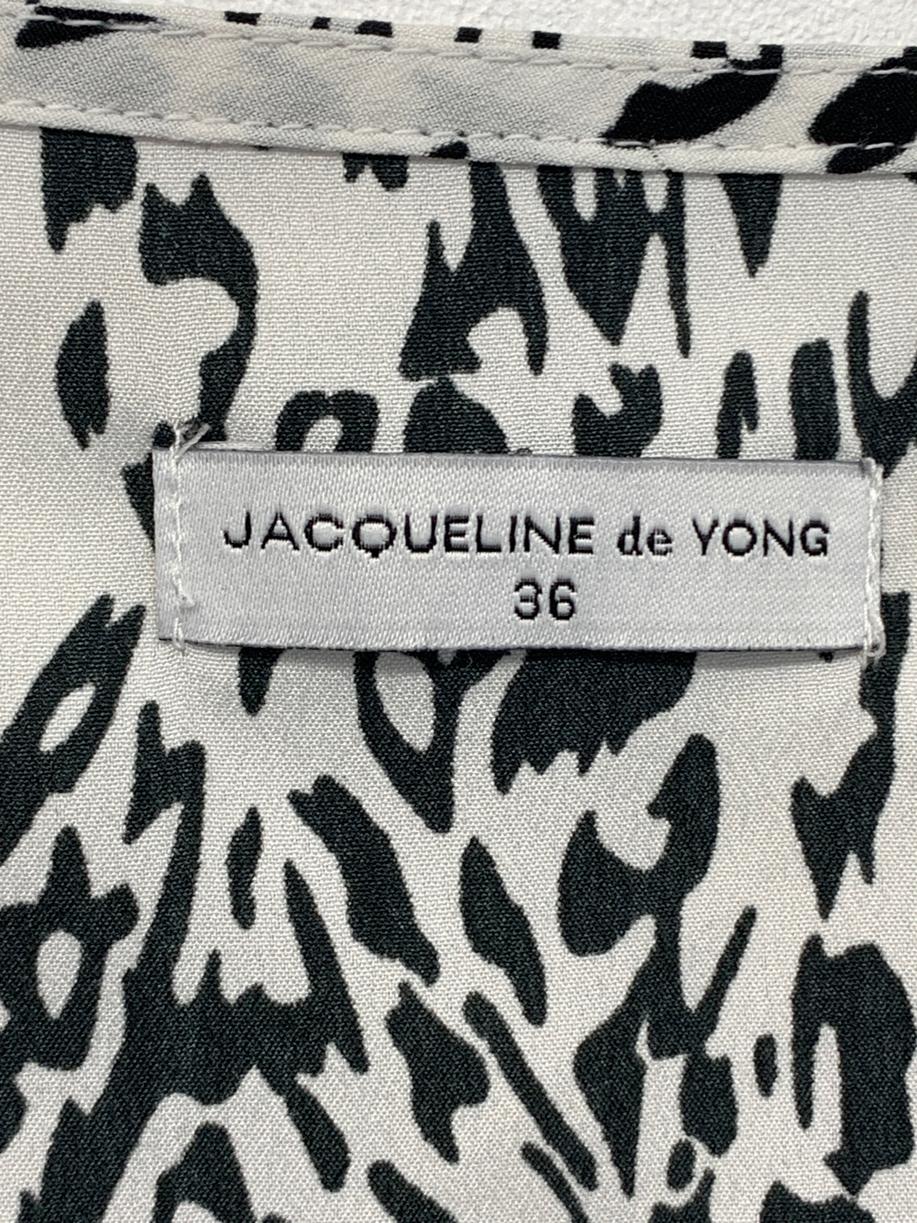 Jacqueline de Yong Top