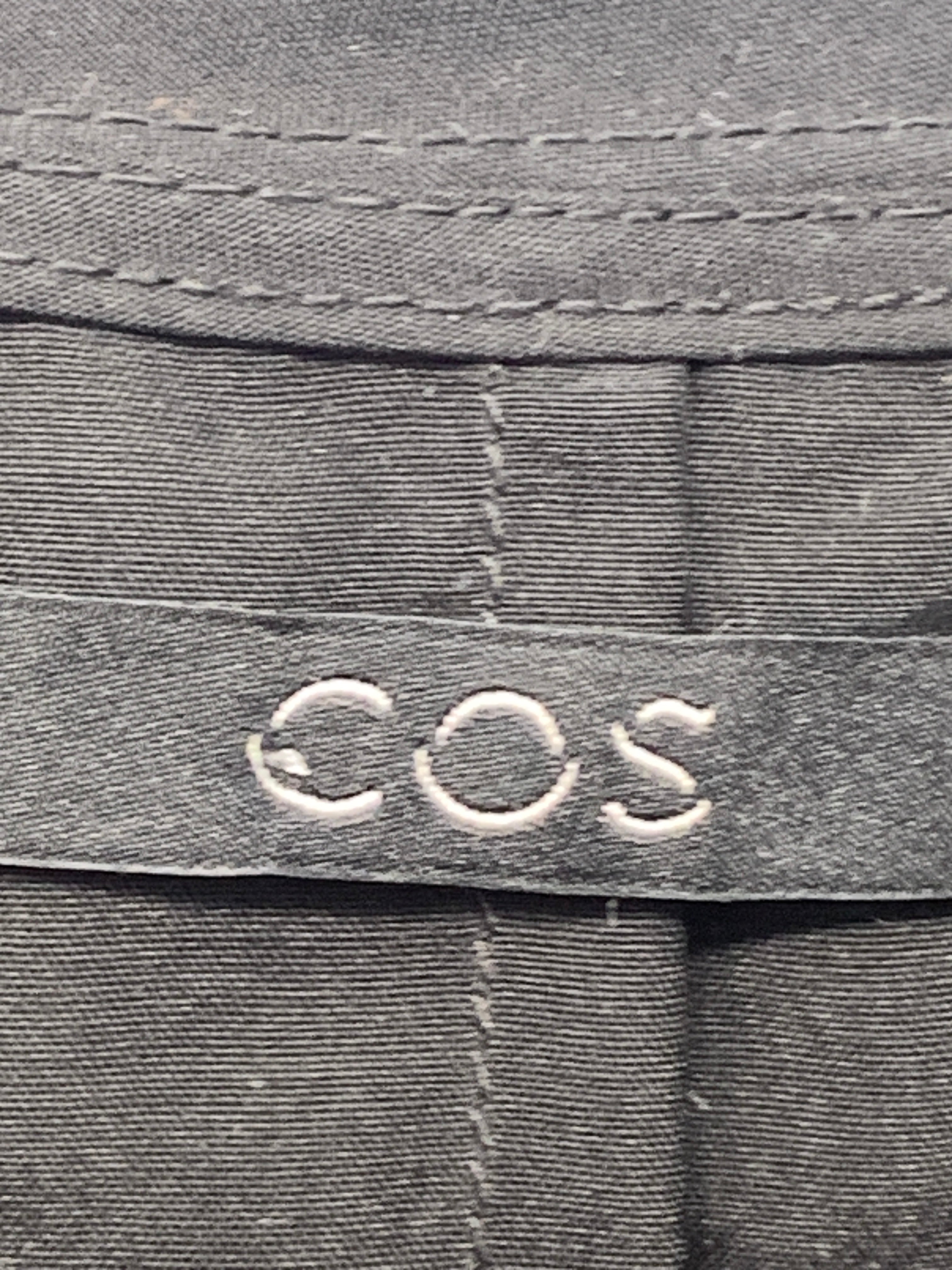 Cos T-shirt