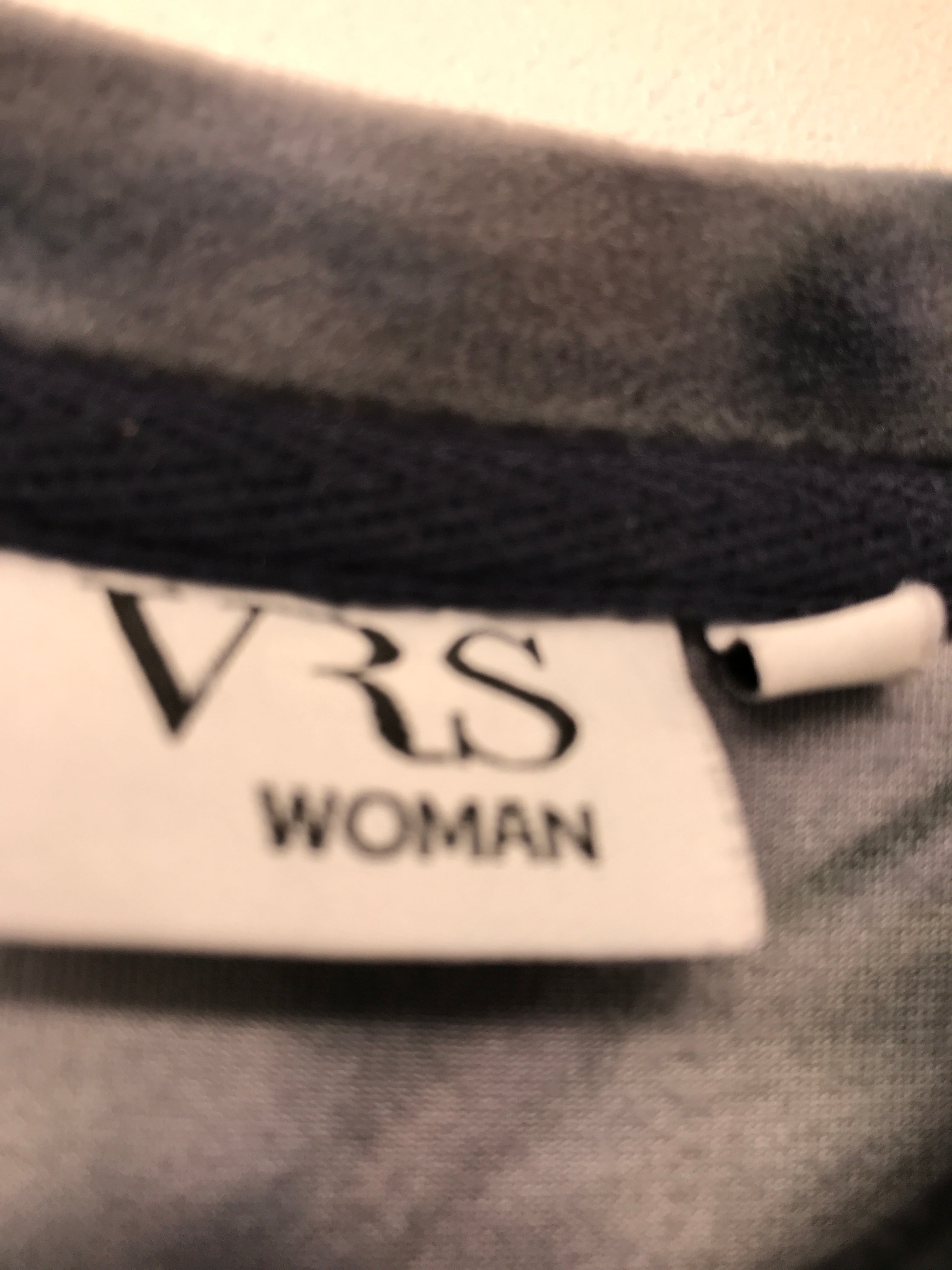 VRS Sweater