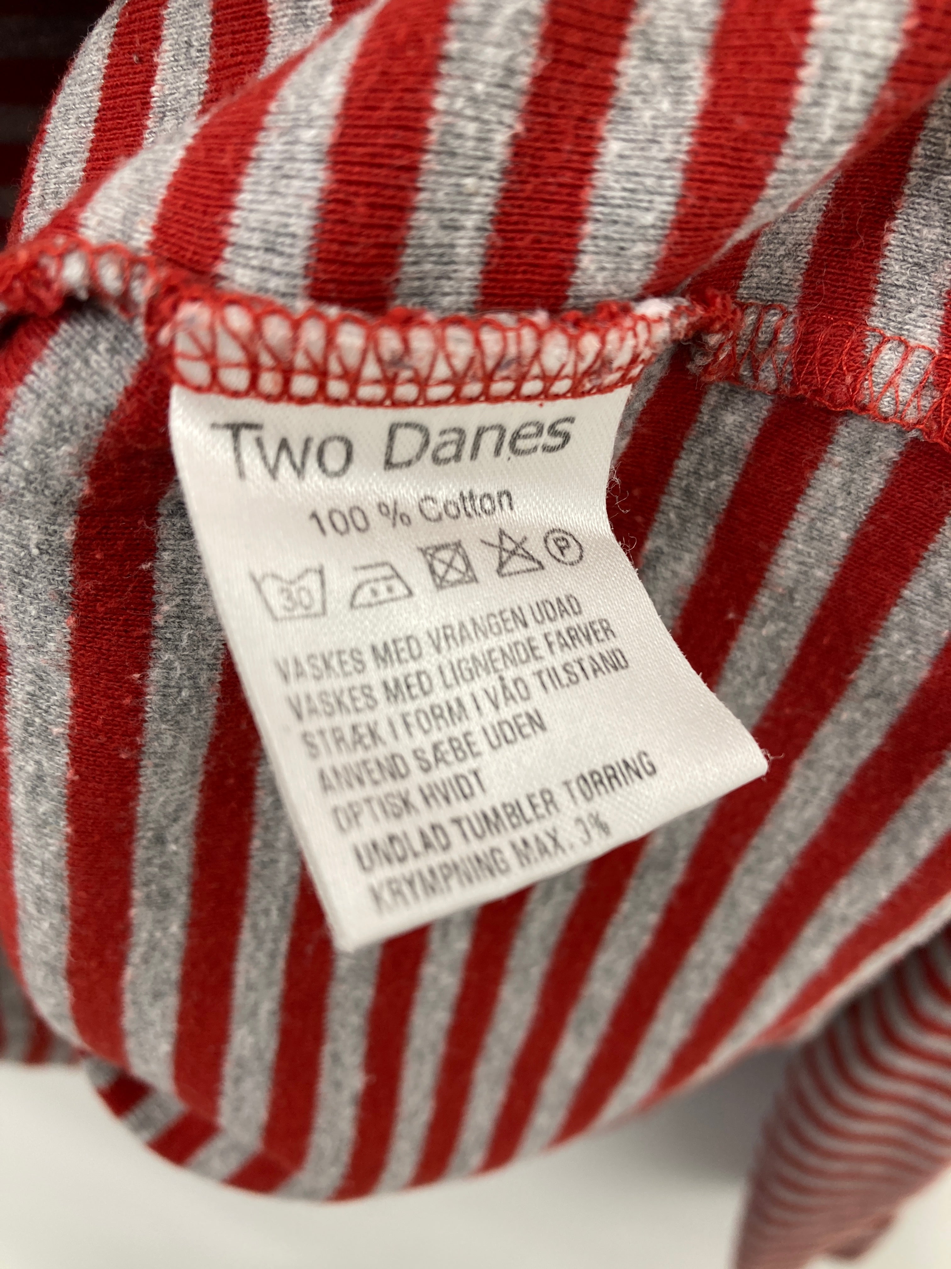 Two Danes Bluse