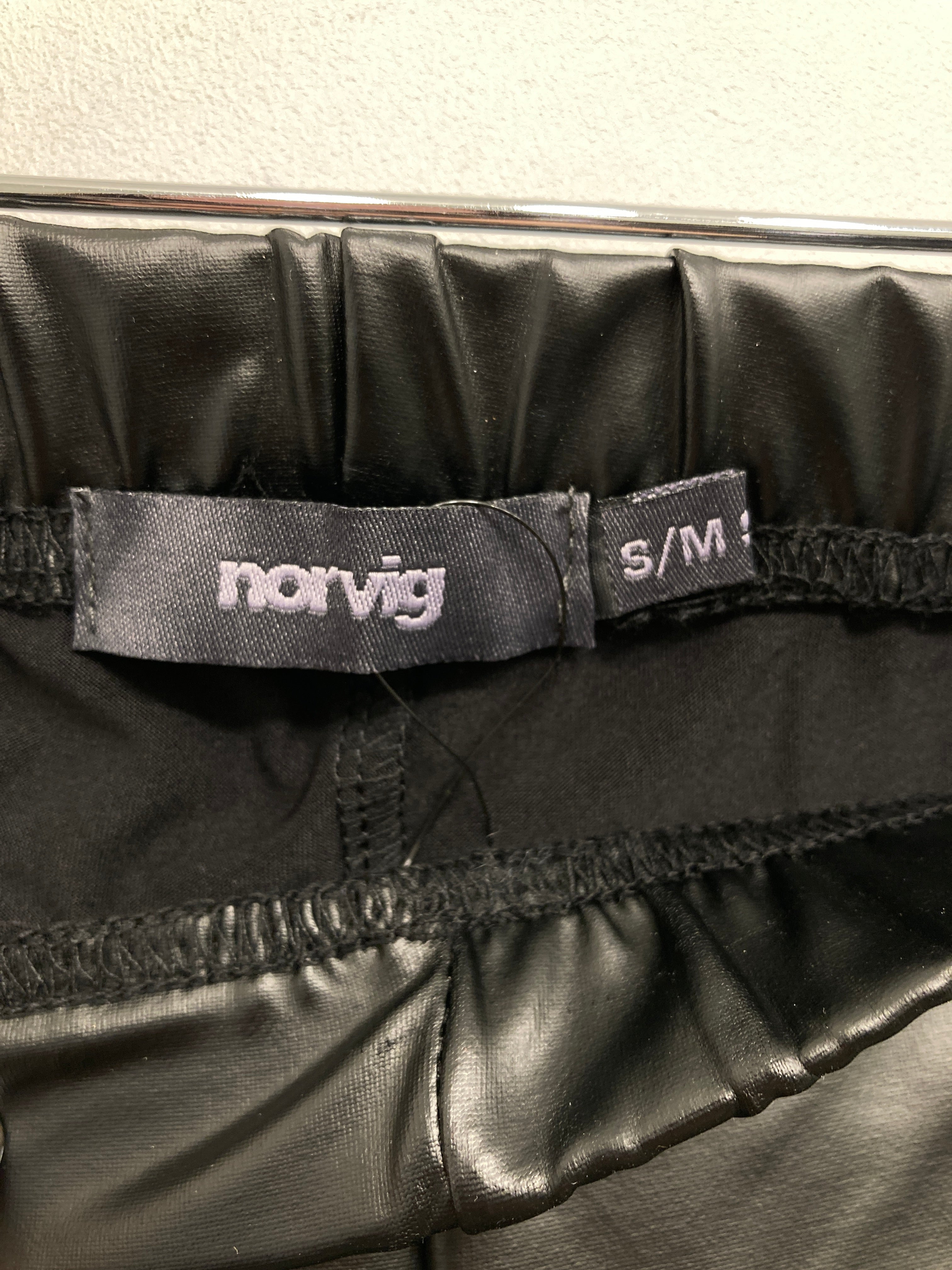 Norvig Leggings