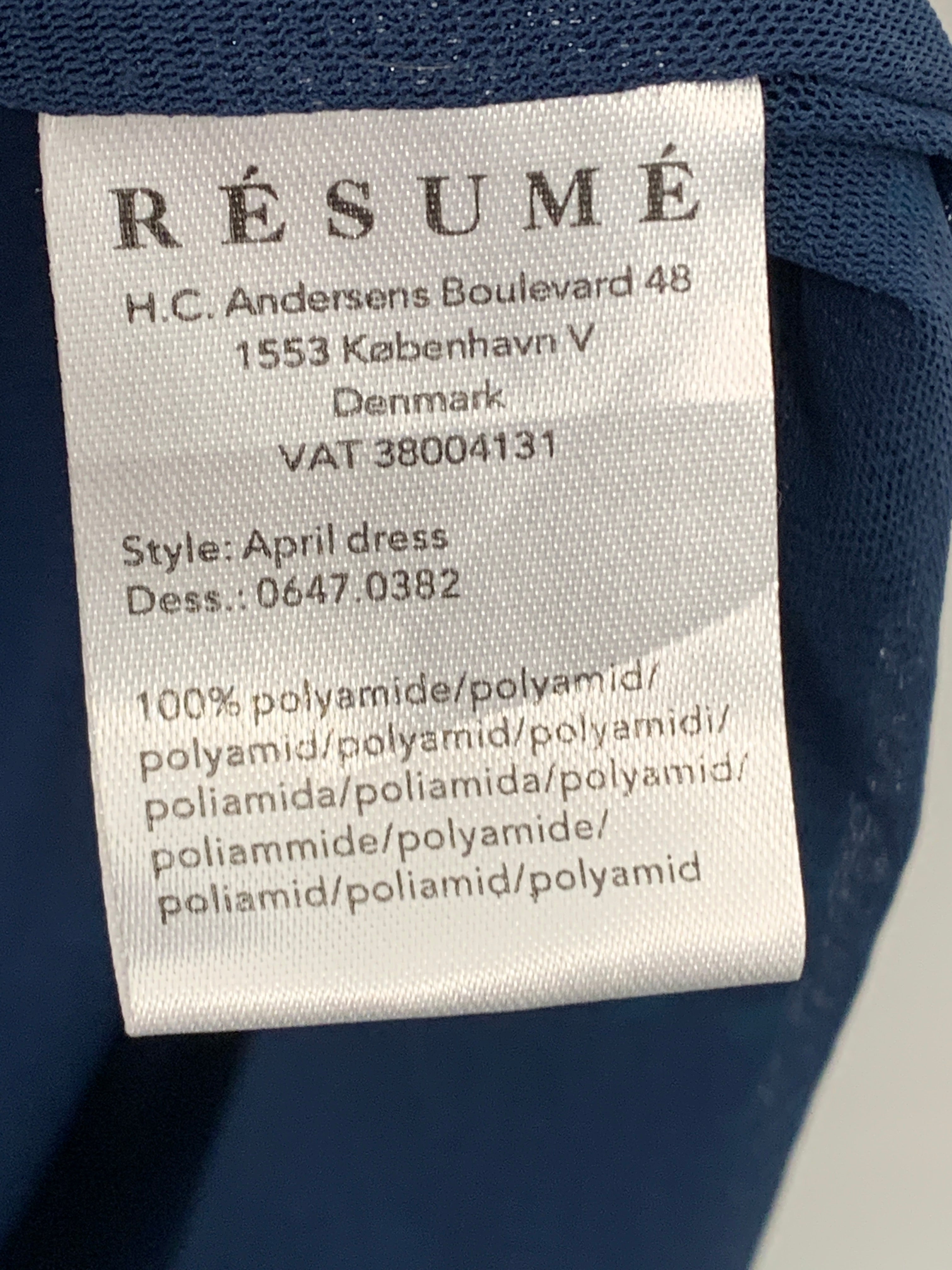 Resume Kjole