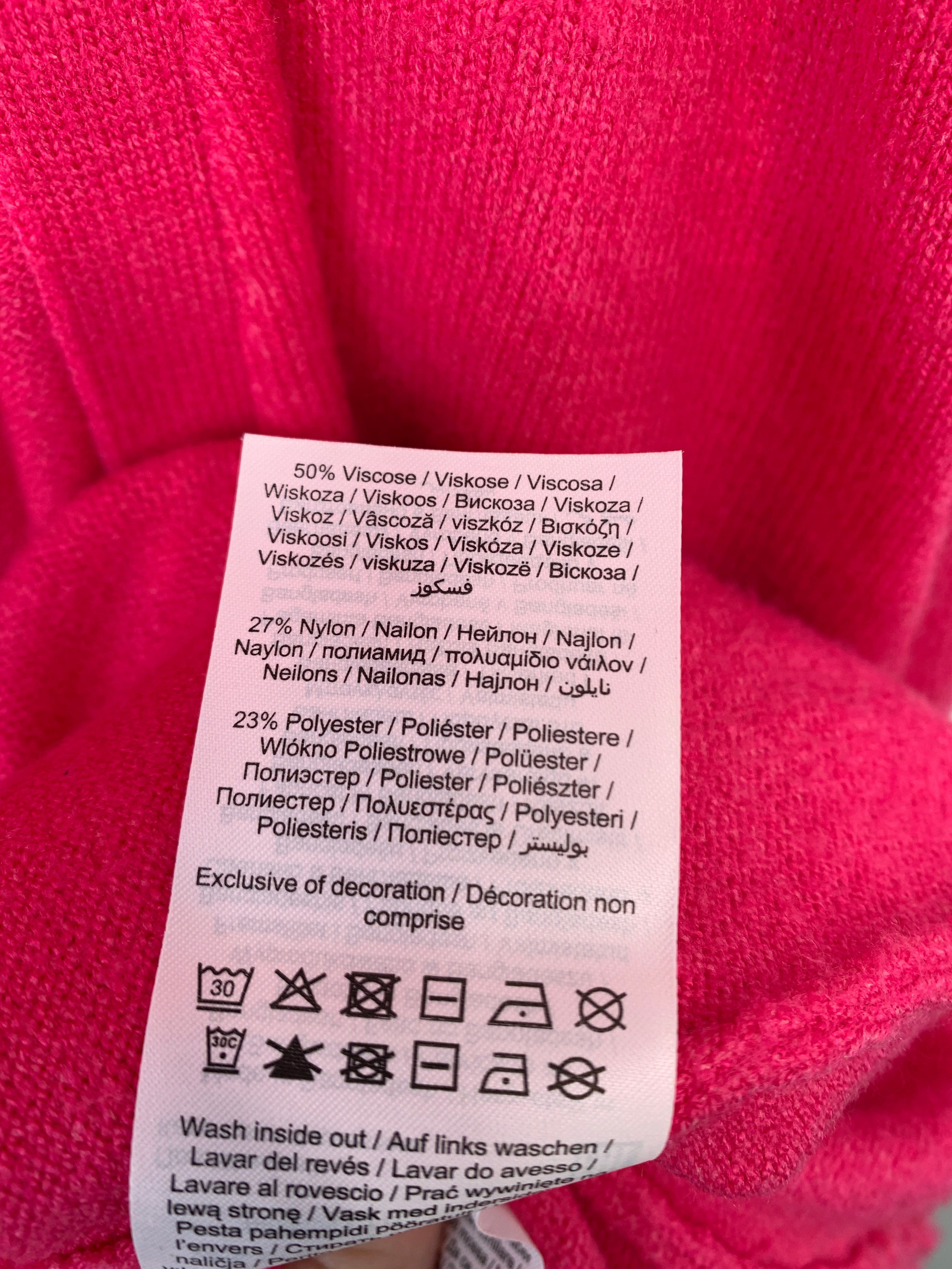 Vila Cardigan