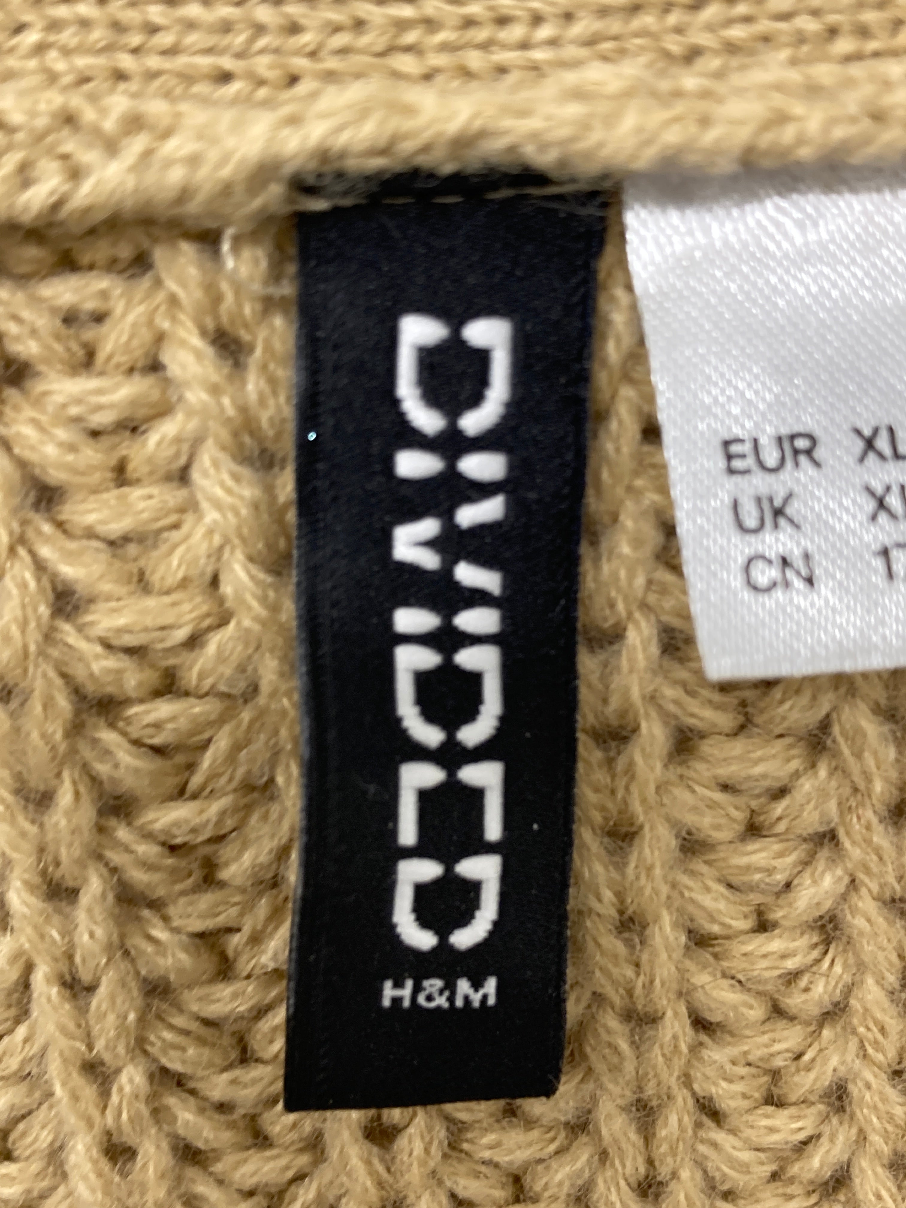 H&M Sweater