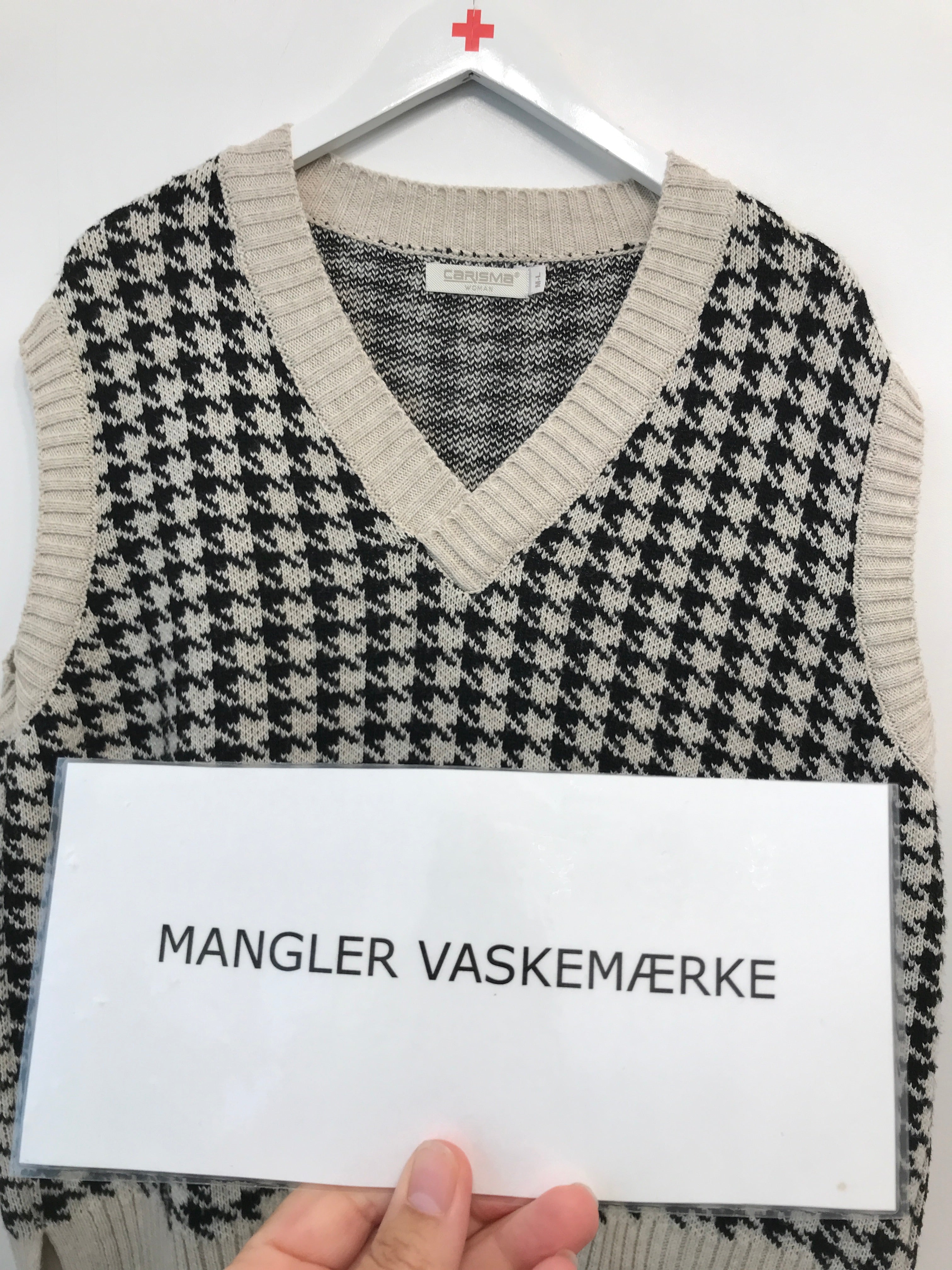 CARISMA Strik Vest