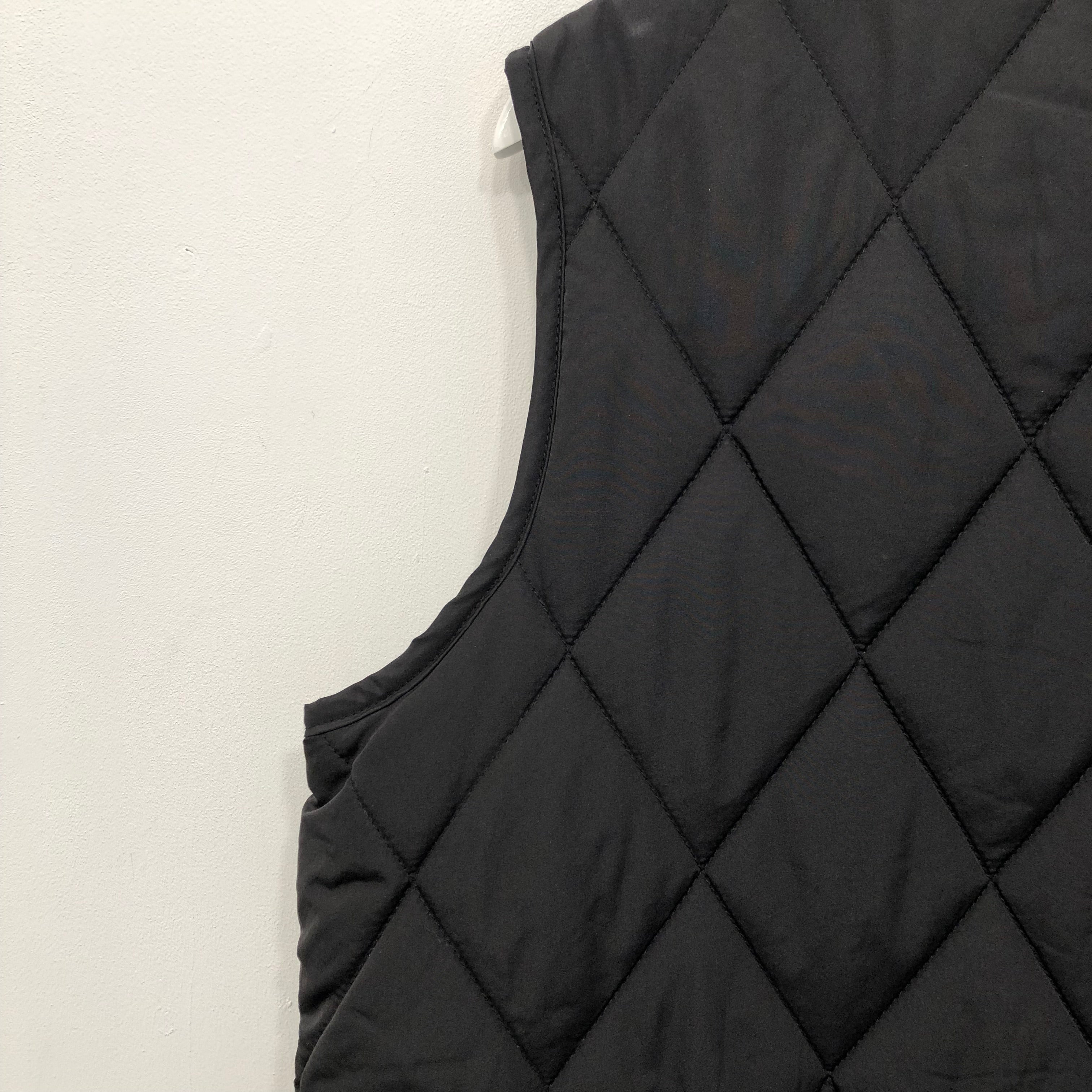 Vakker Vest