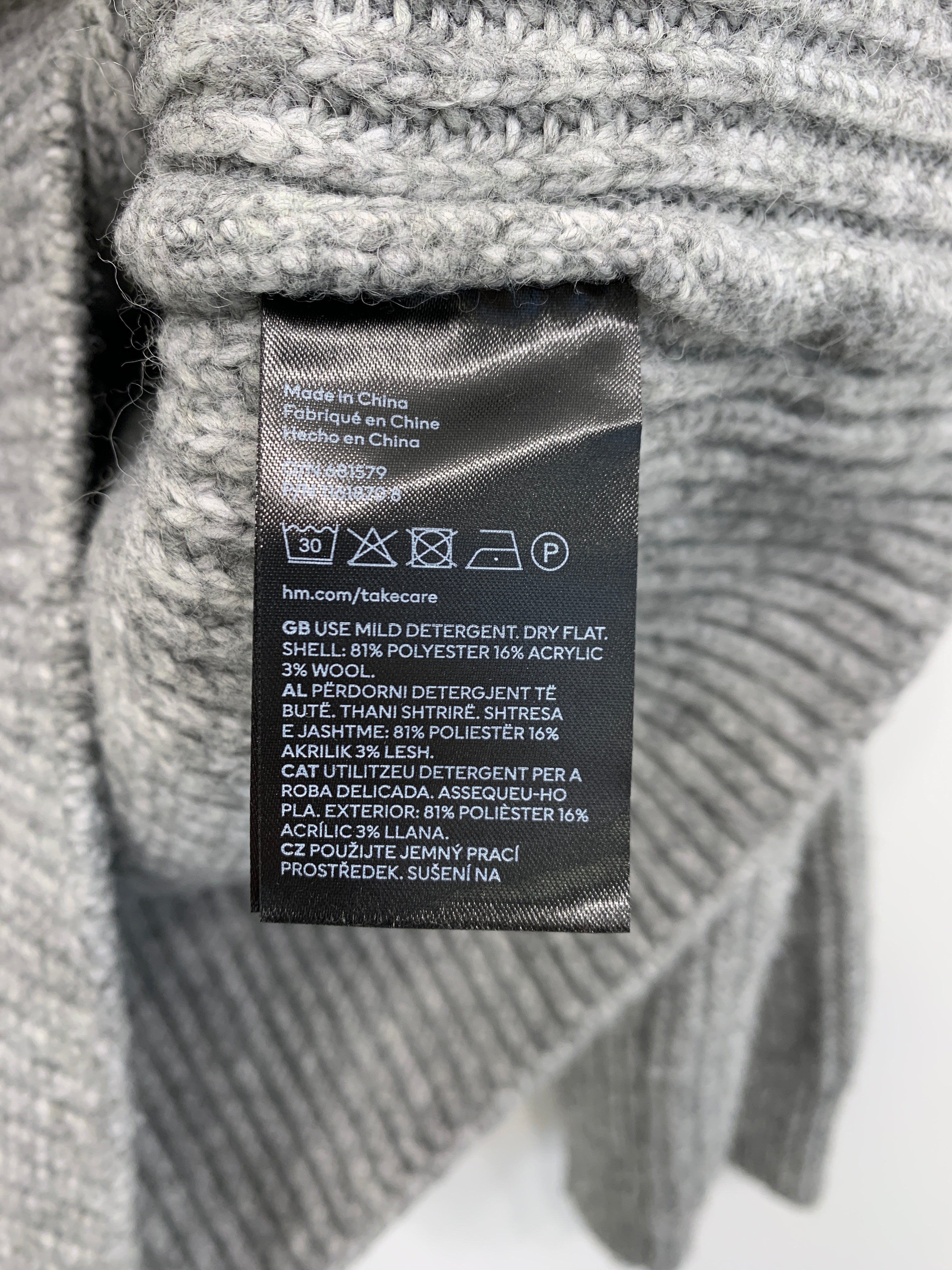 H&M Sweater