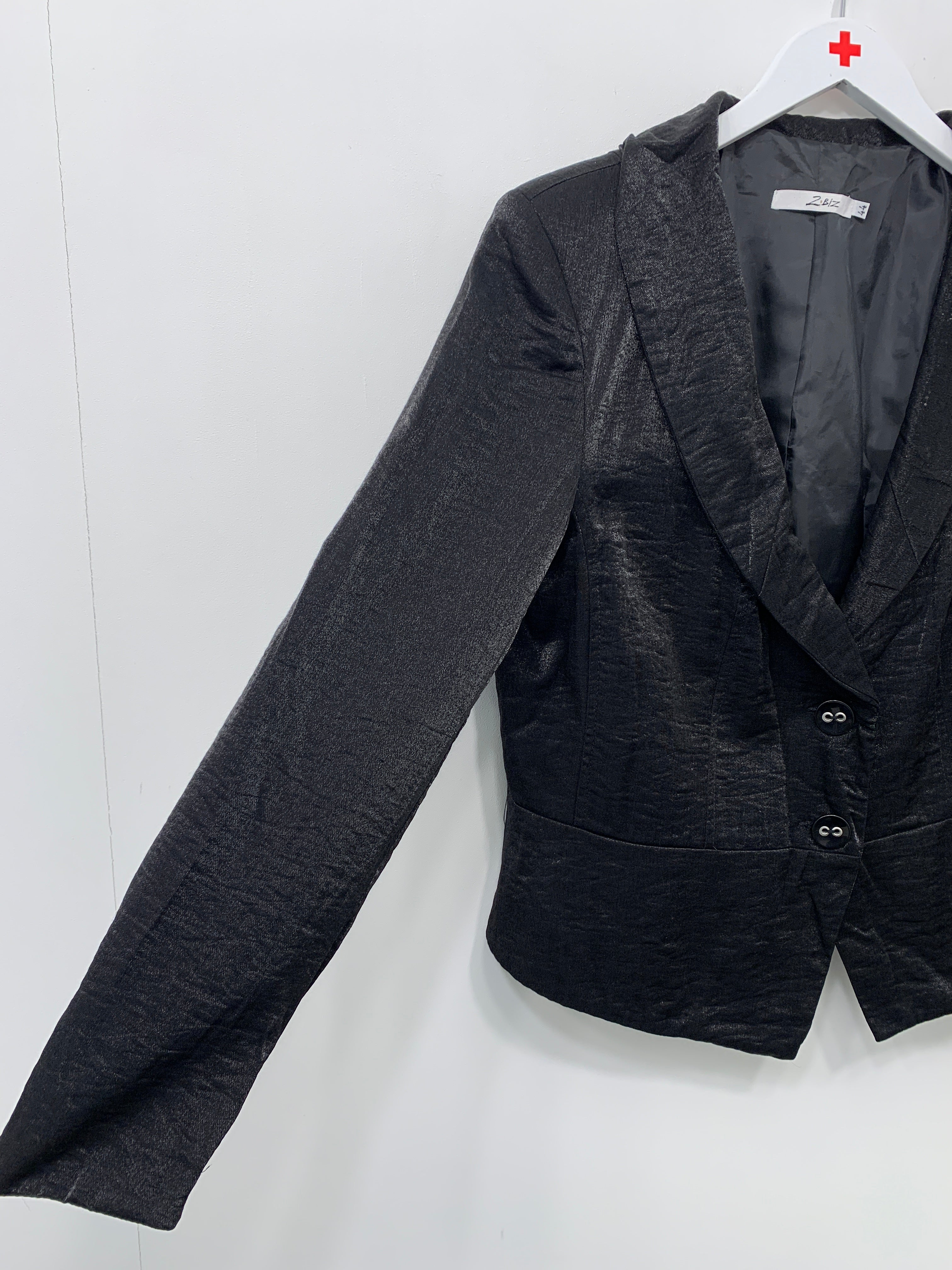 2 Biz Blazer