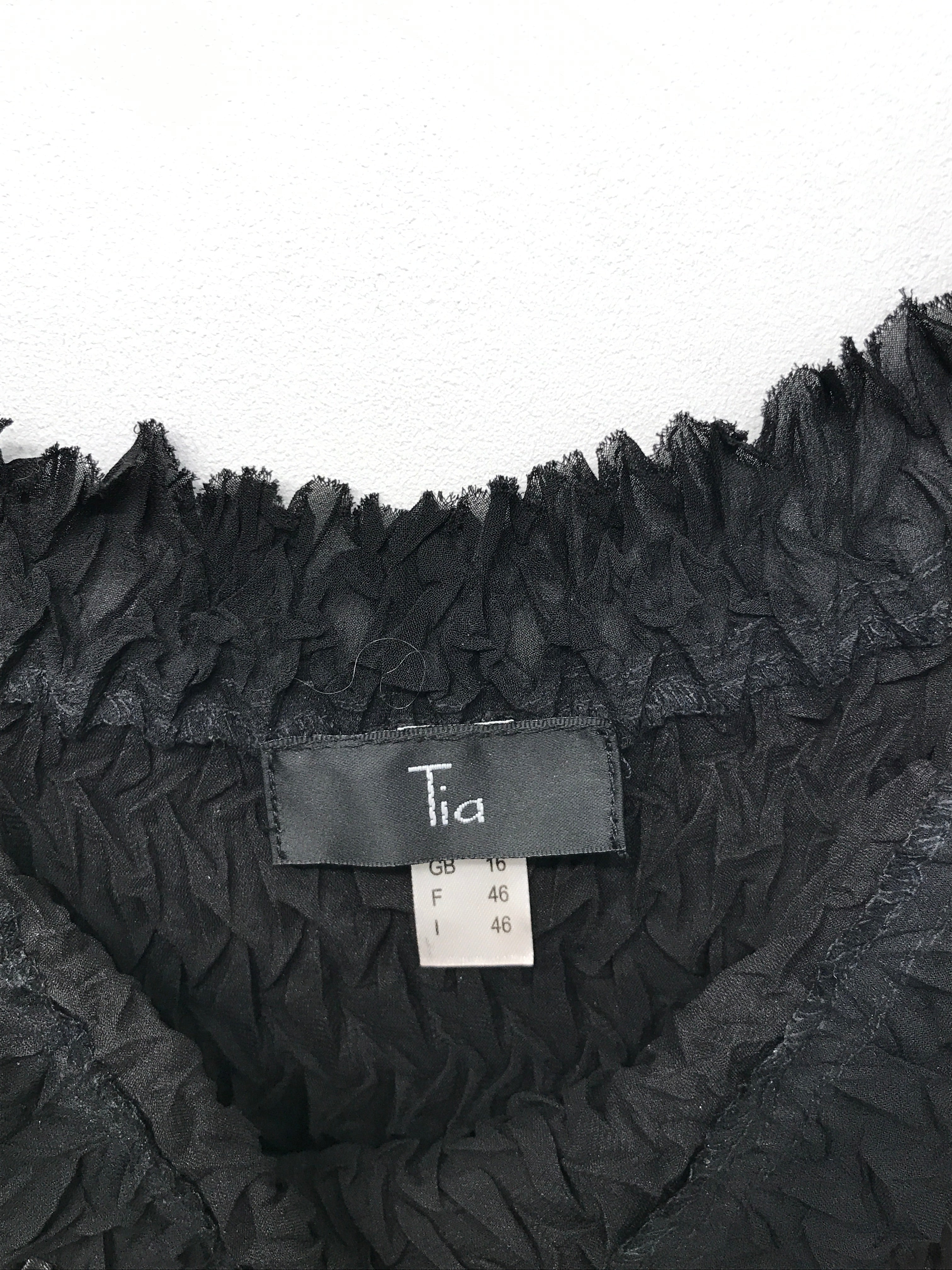 Tia Bluse