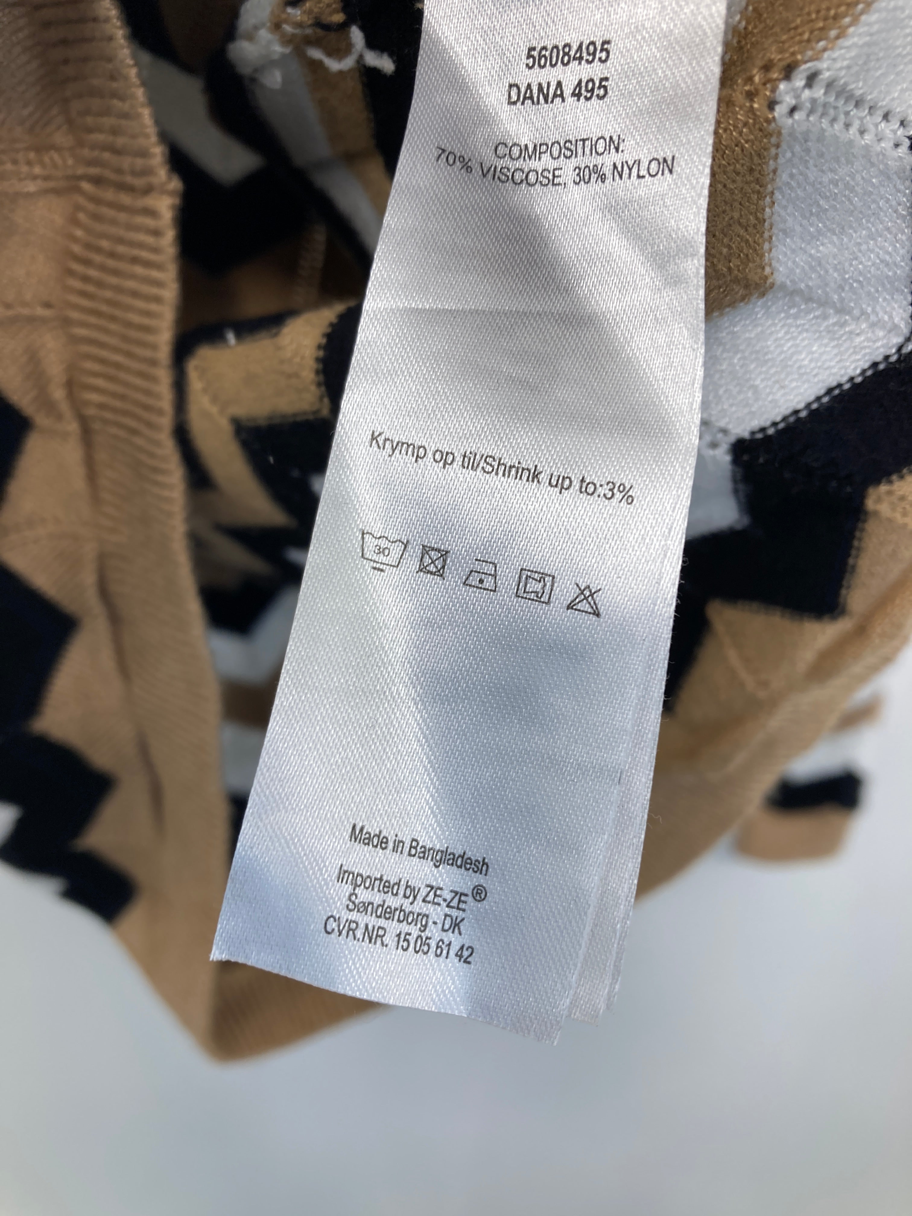 ZeZe Cardigan