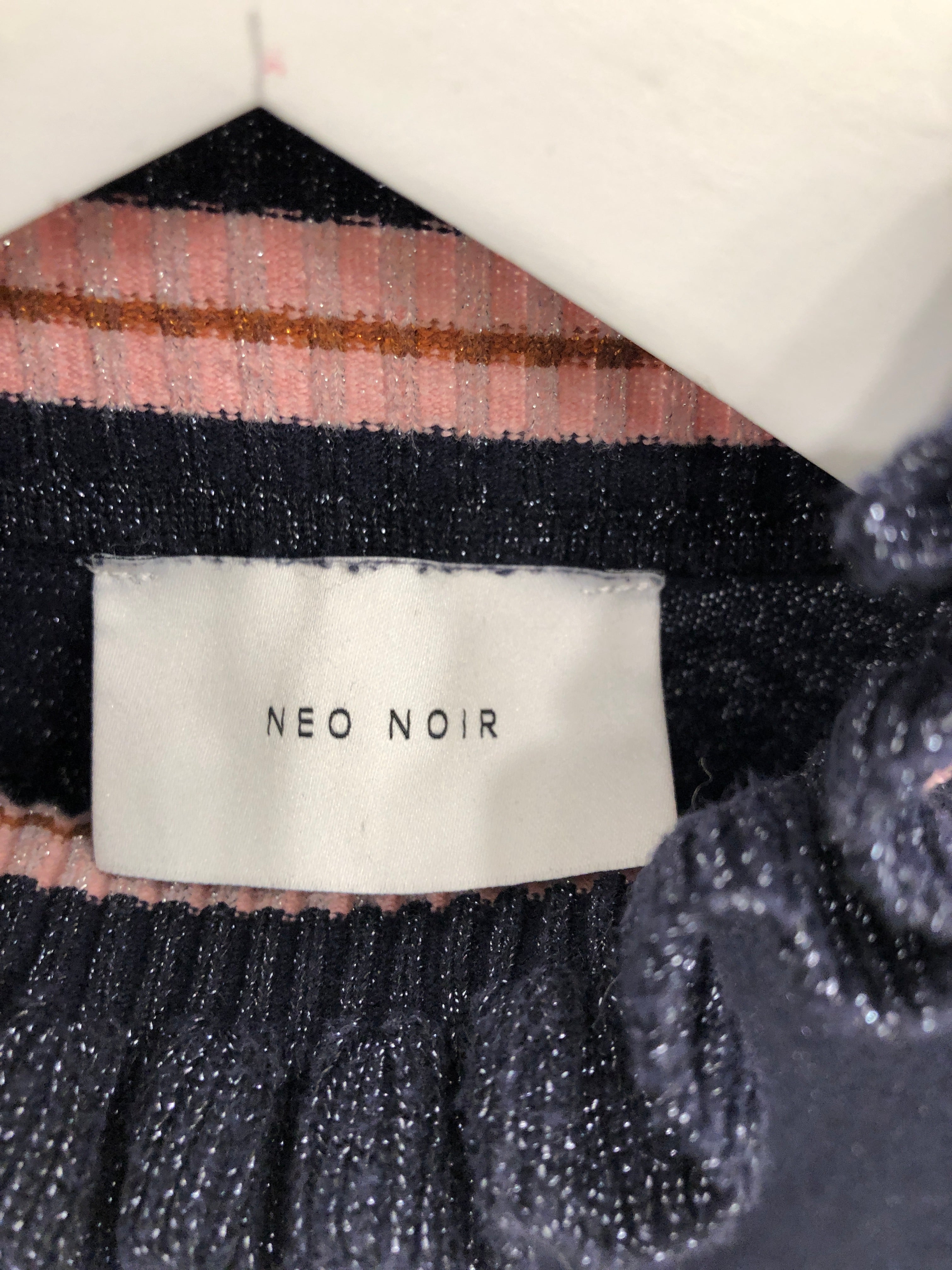 Neo Noir Bluse