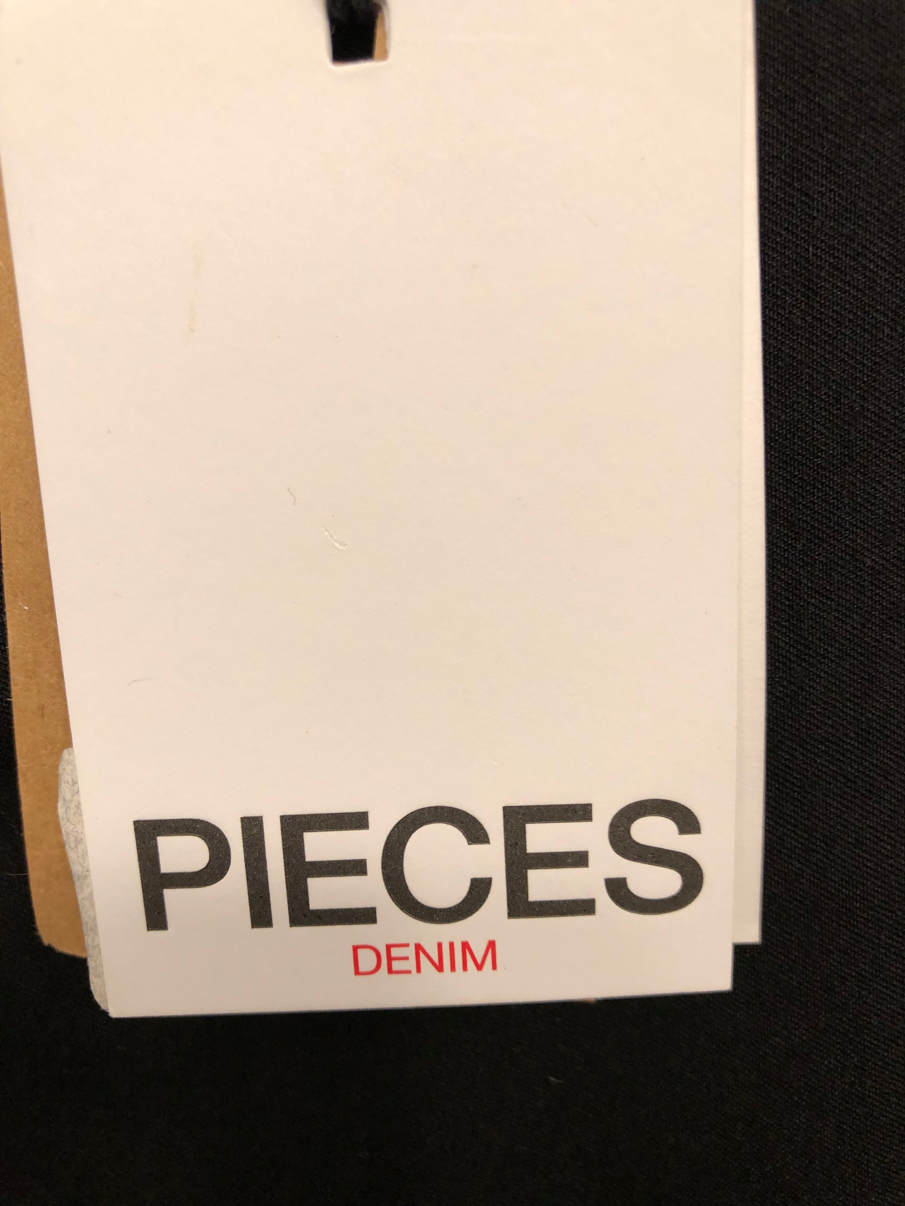 Pieces Bukser