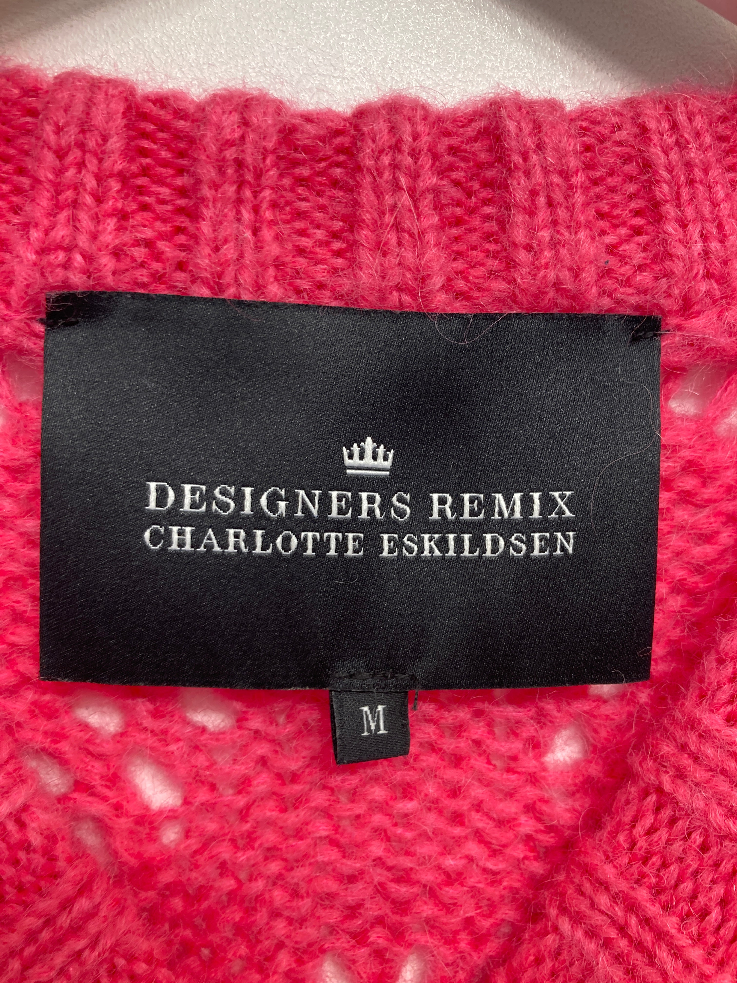 Designers Remix Strik