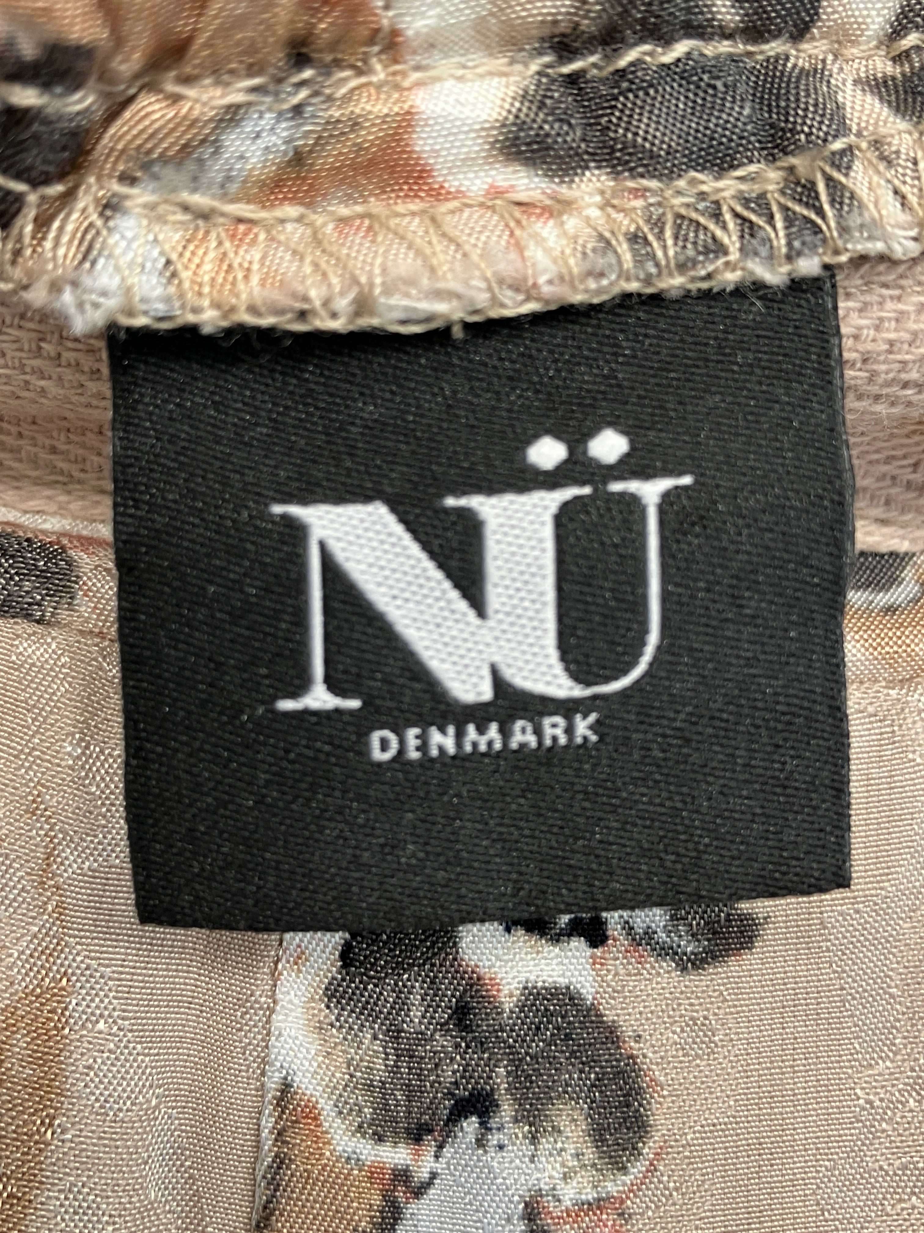 Nü Bukser