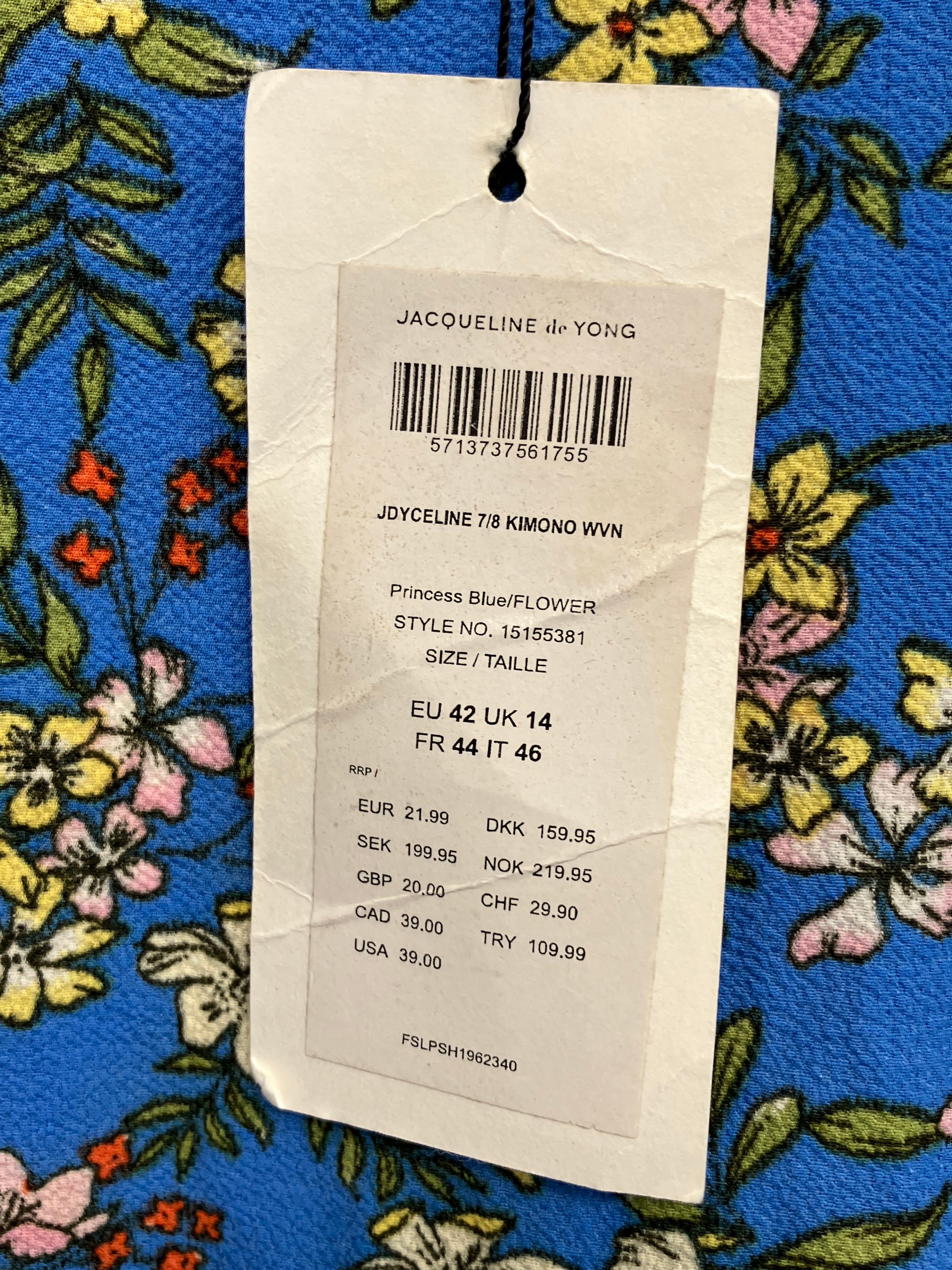 Jacqueline de Youg Kimono
