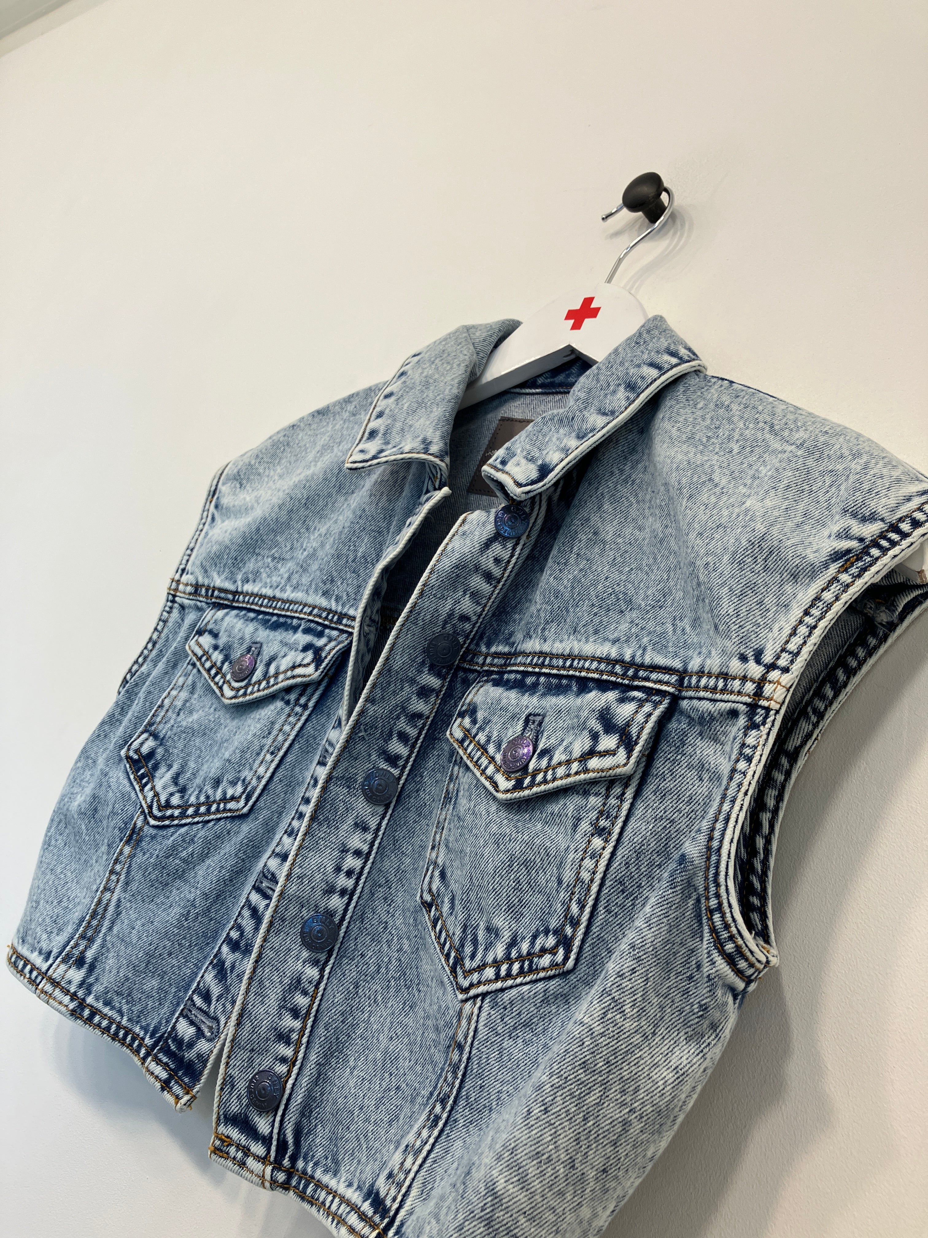 Only Vest