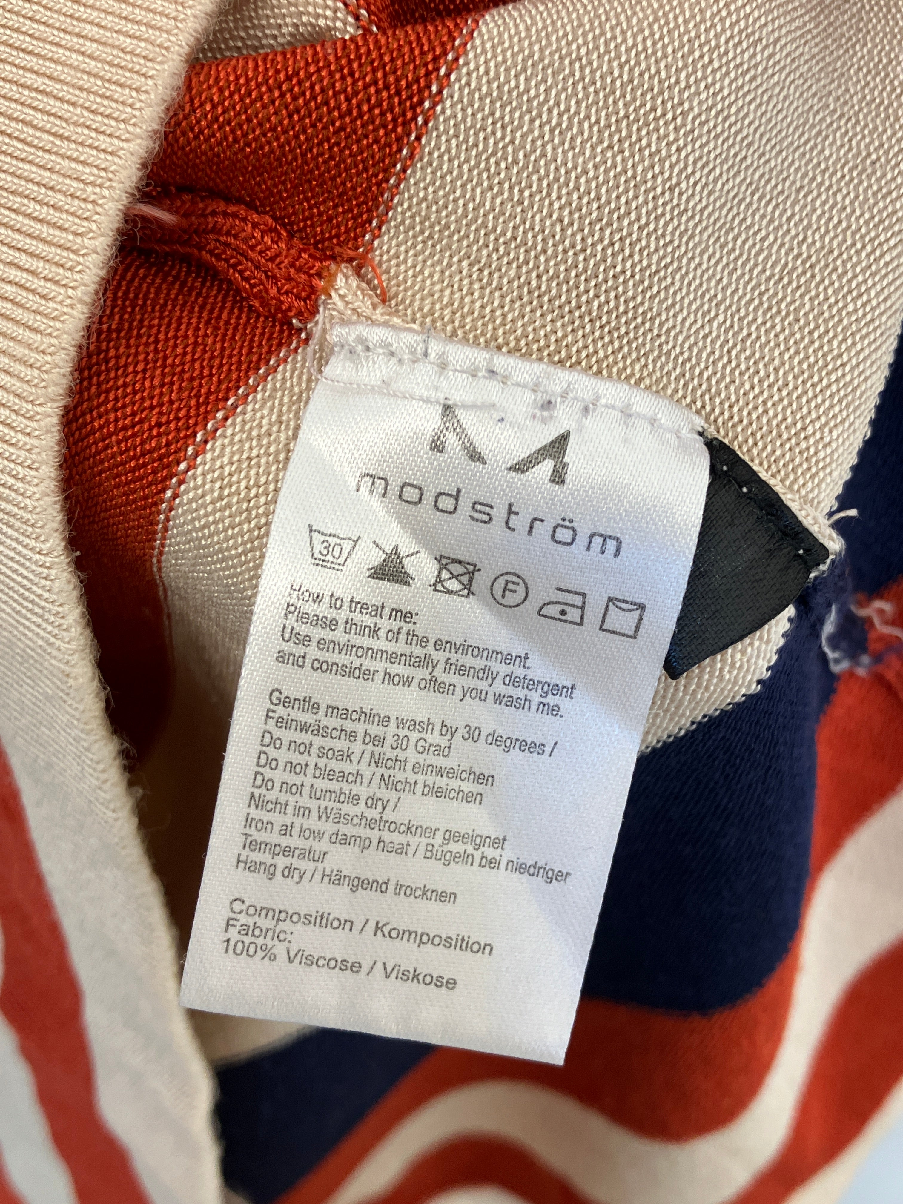 Modström Kjole