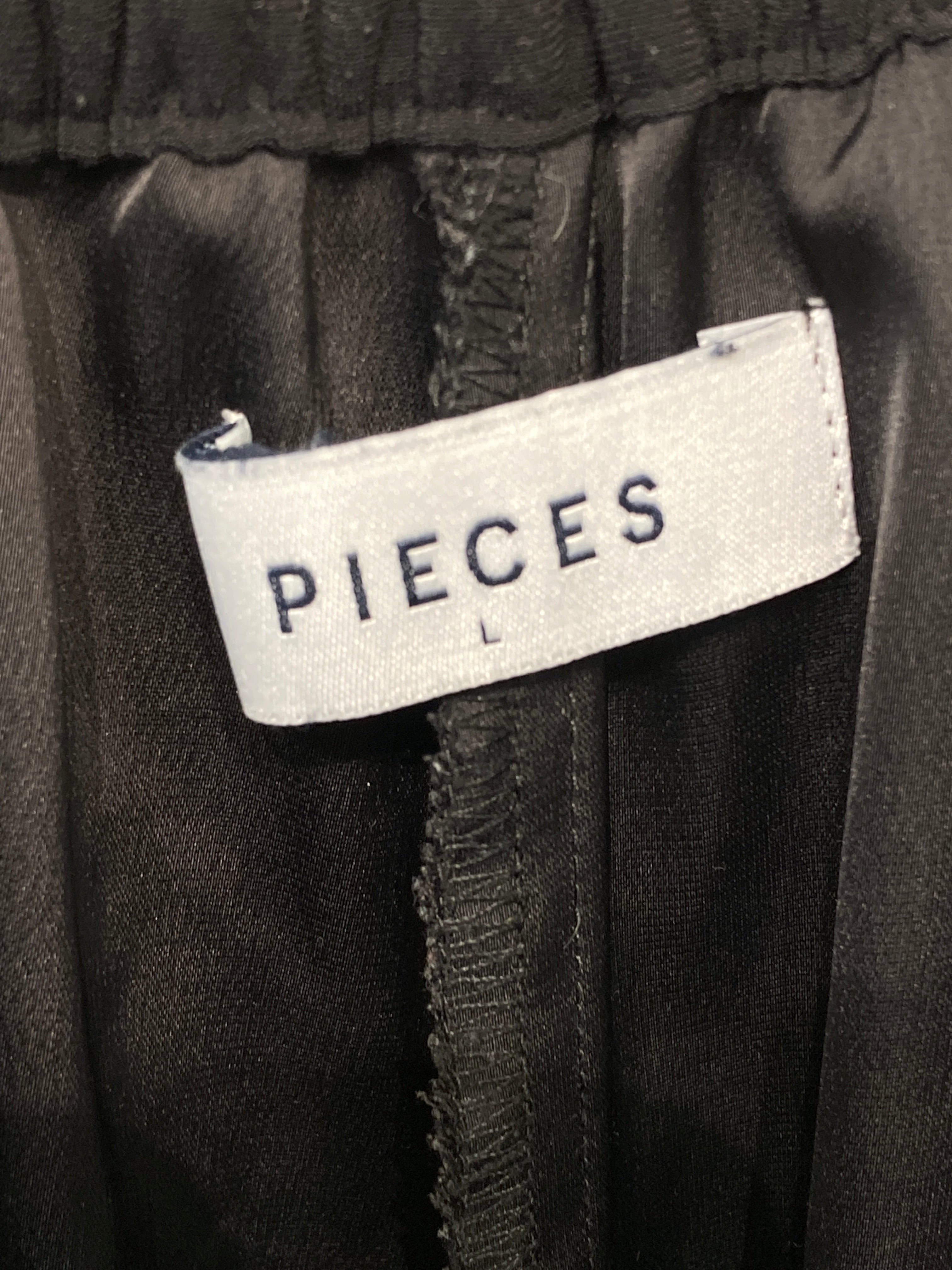 Pieces Bukser