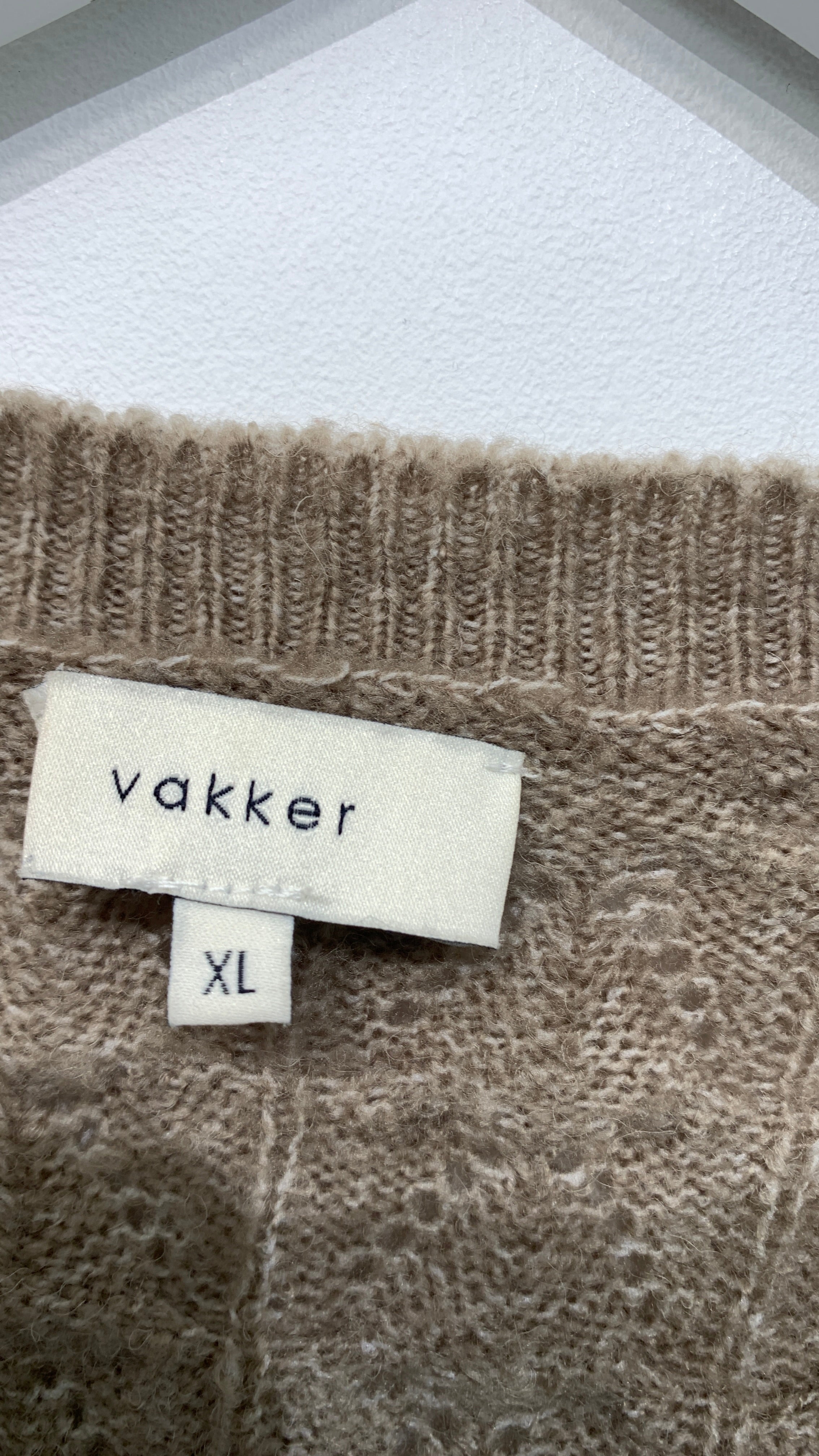 Vakker Cardigan