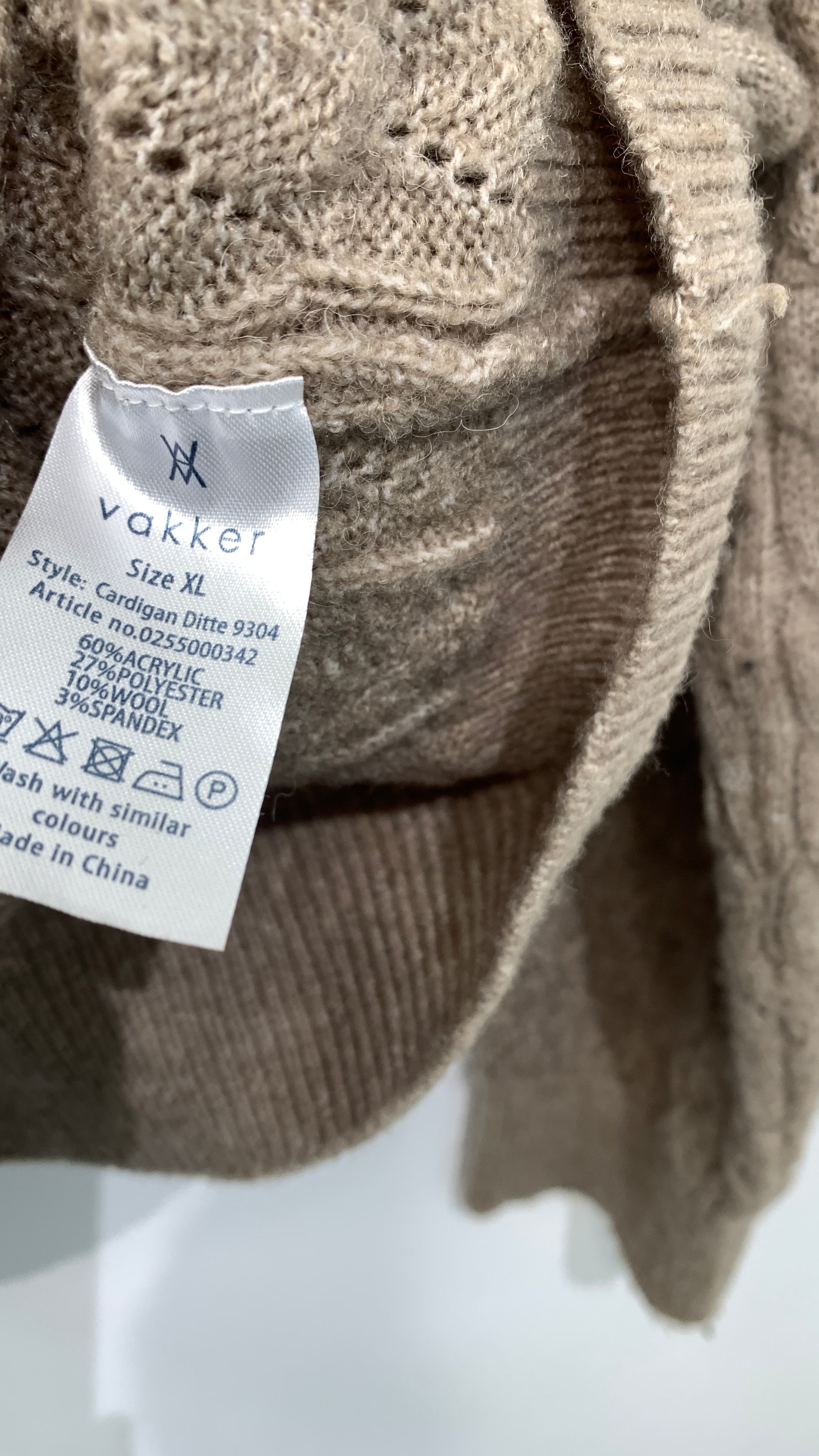 Vakker Cardigan