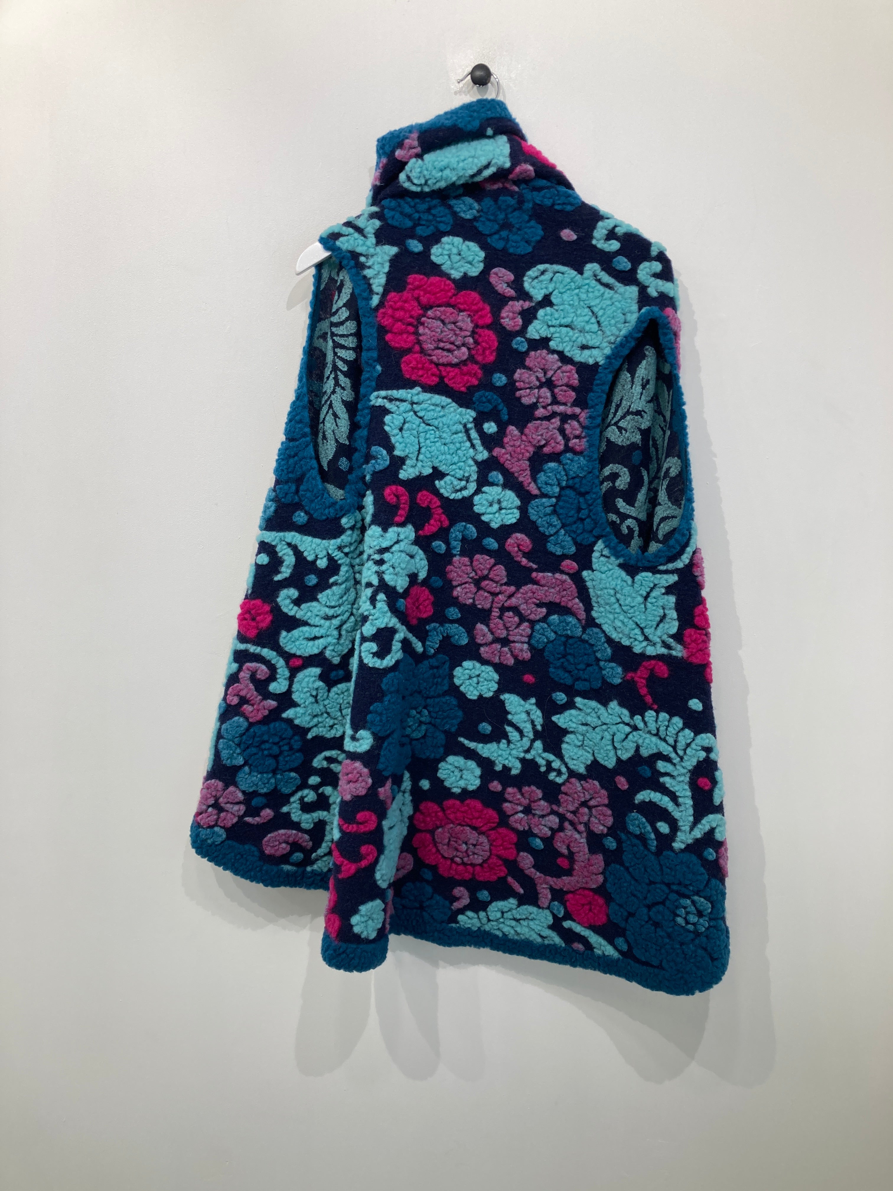 Happy Look Vest
