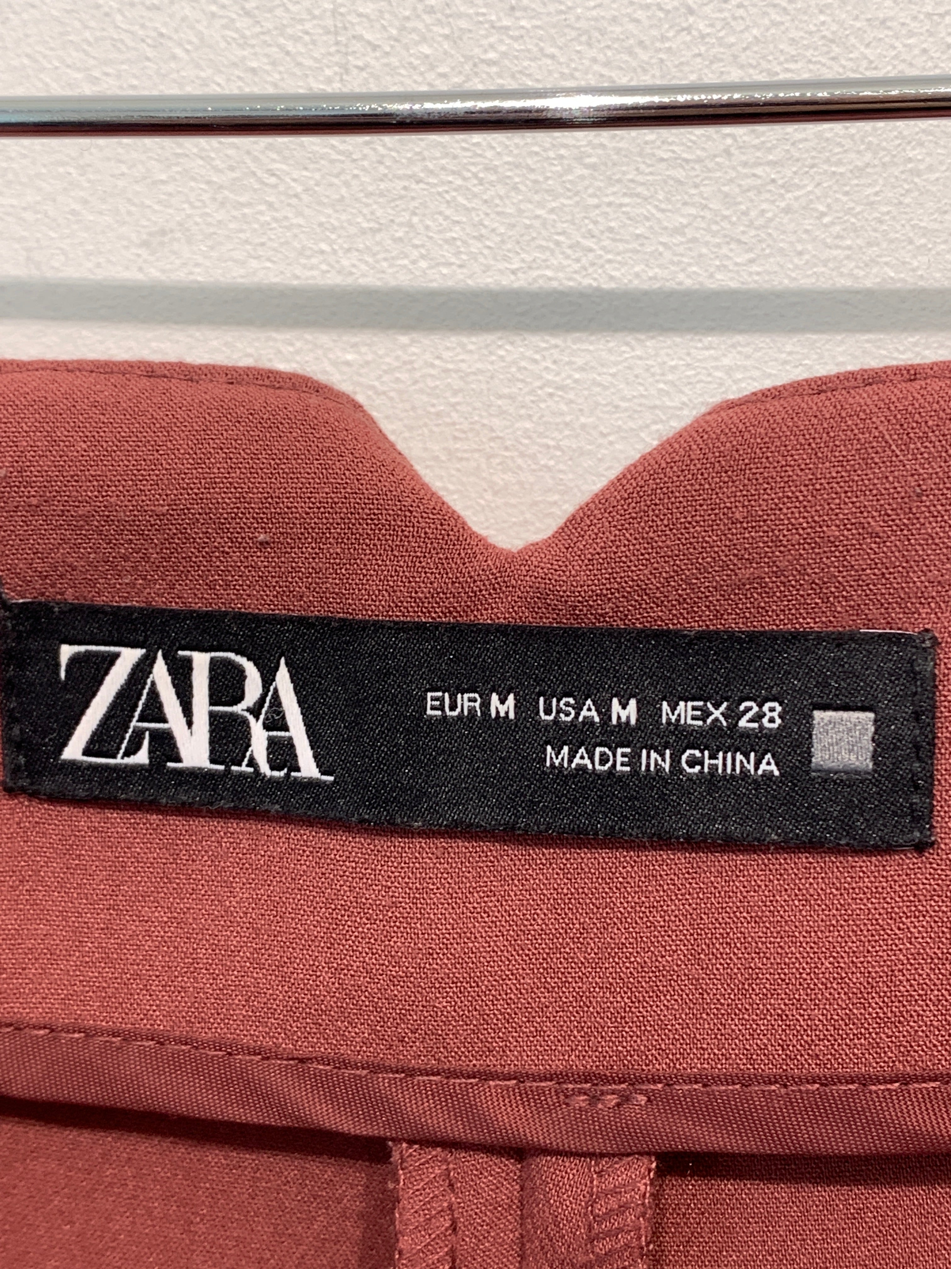 Zara Bukser