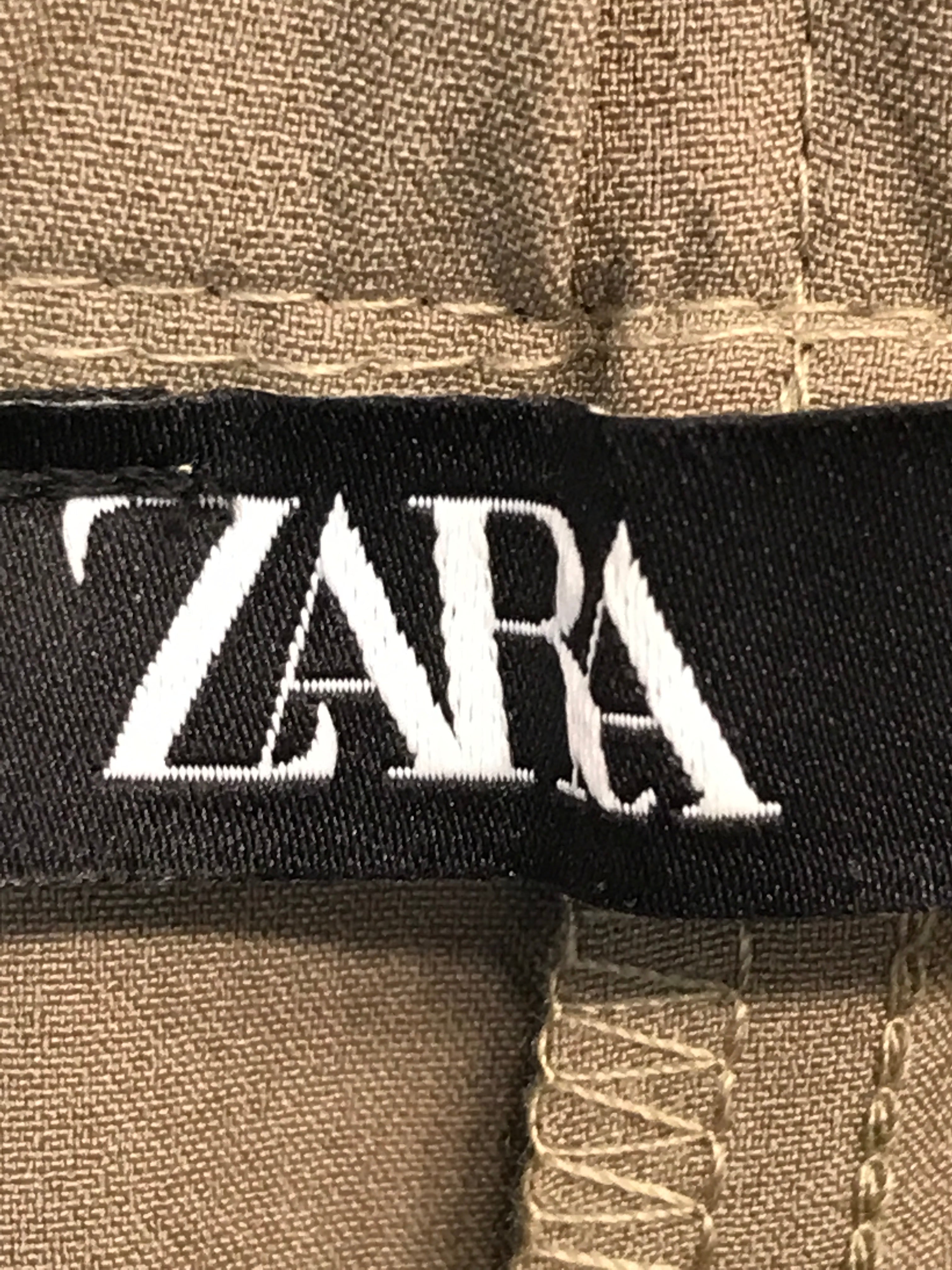 Zara Bukser