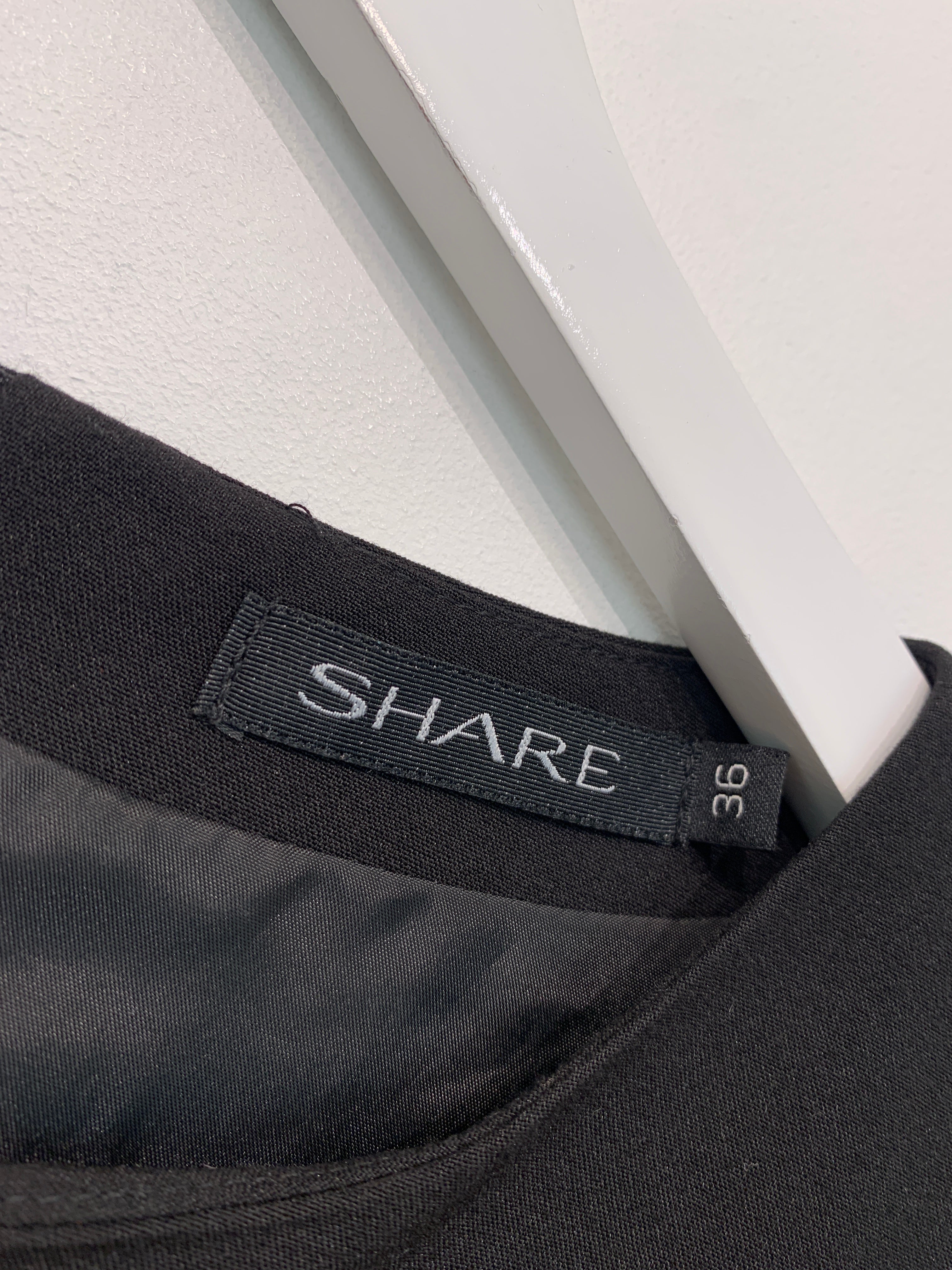 Share Kjole