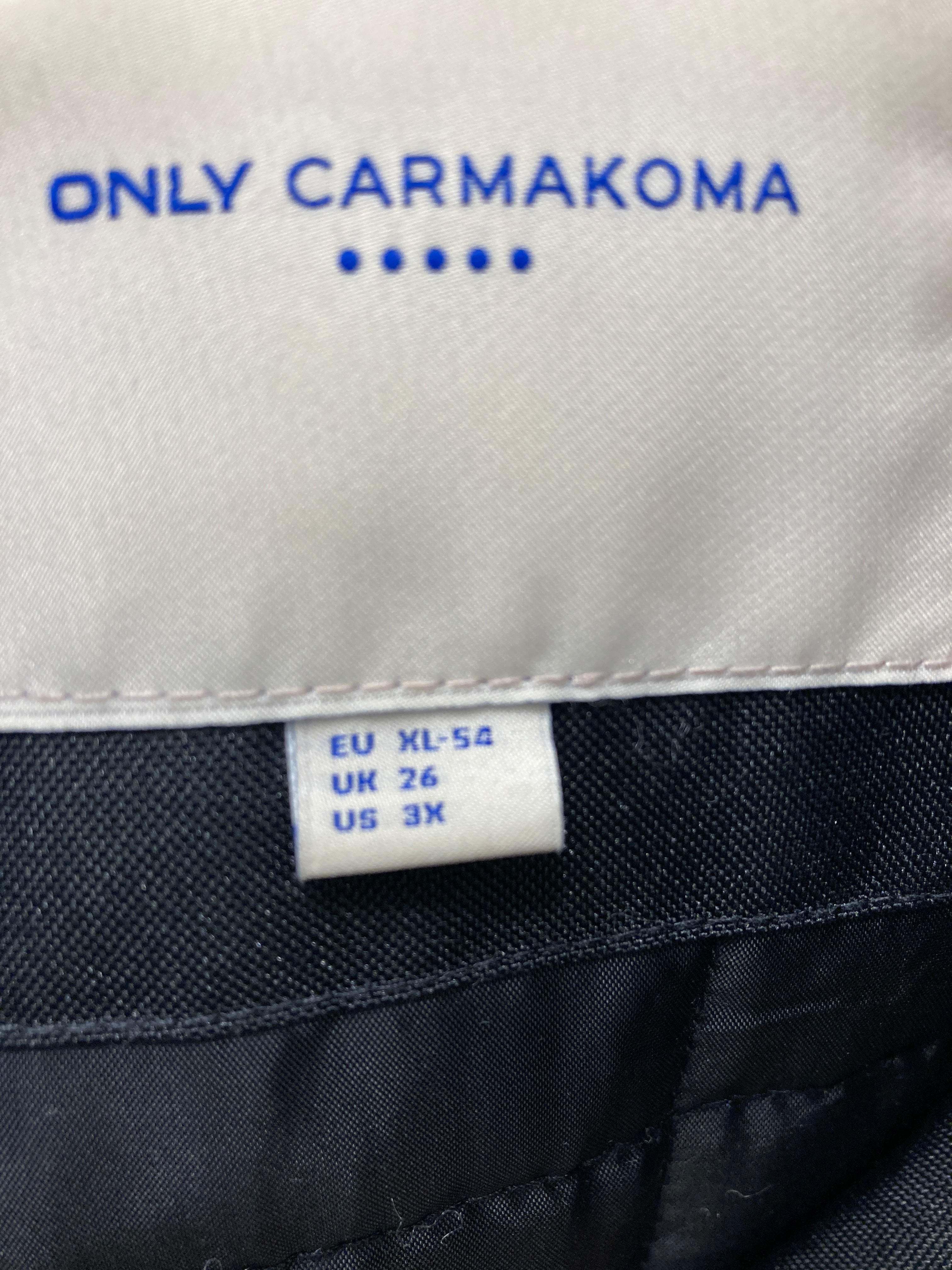 Only Carmakoma Jakke