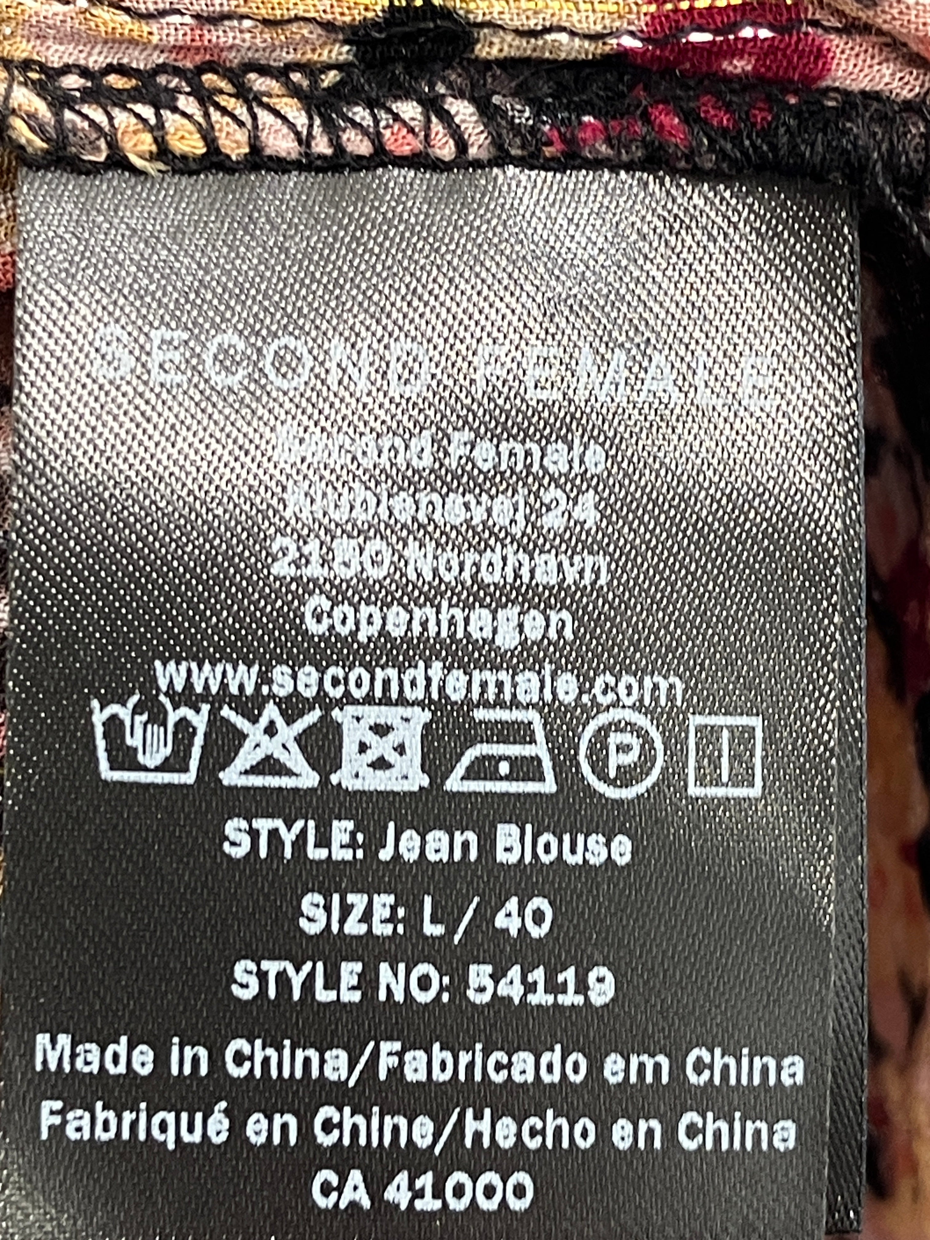 Second Female Skjorte