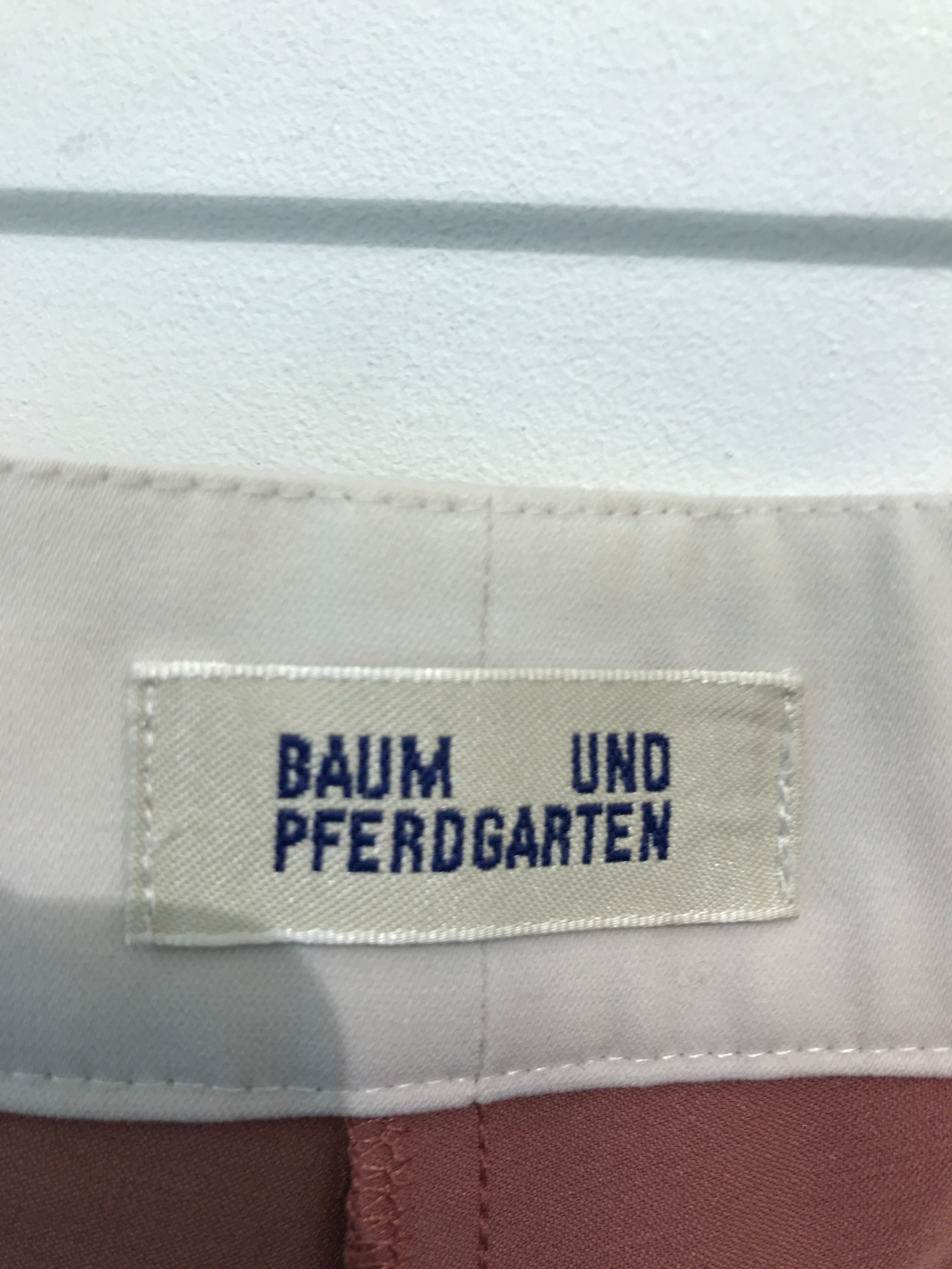 Baum und Pferdgarten Bukser
