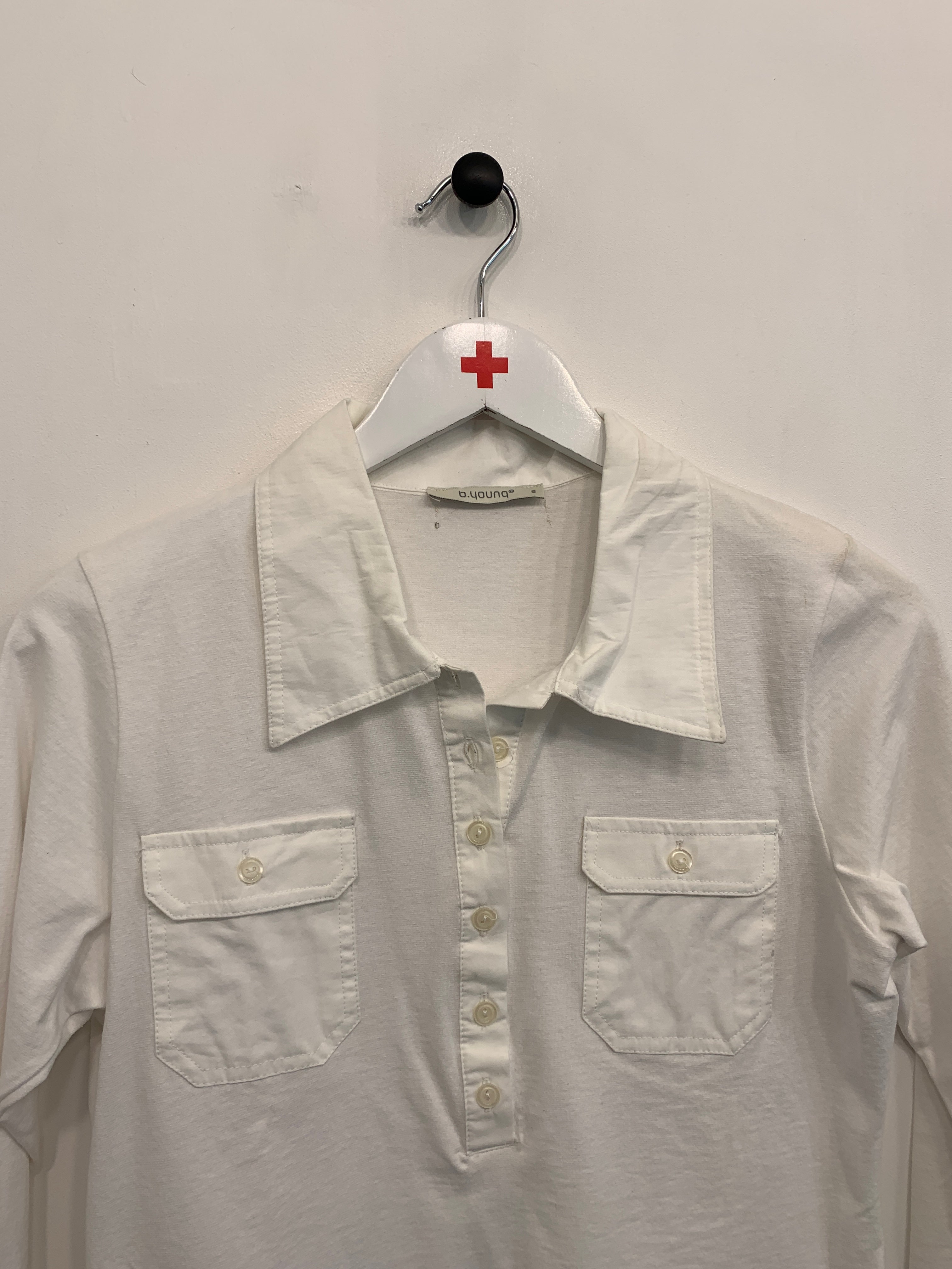 B.Young Bluse