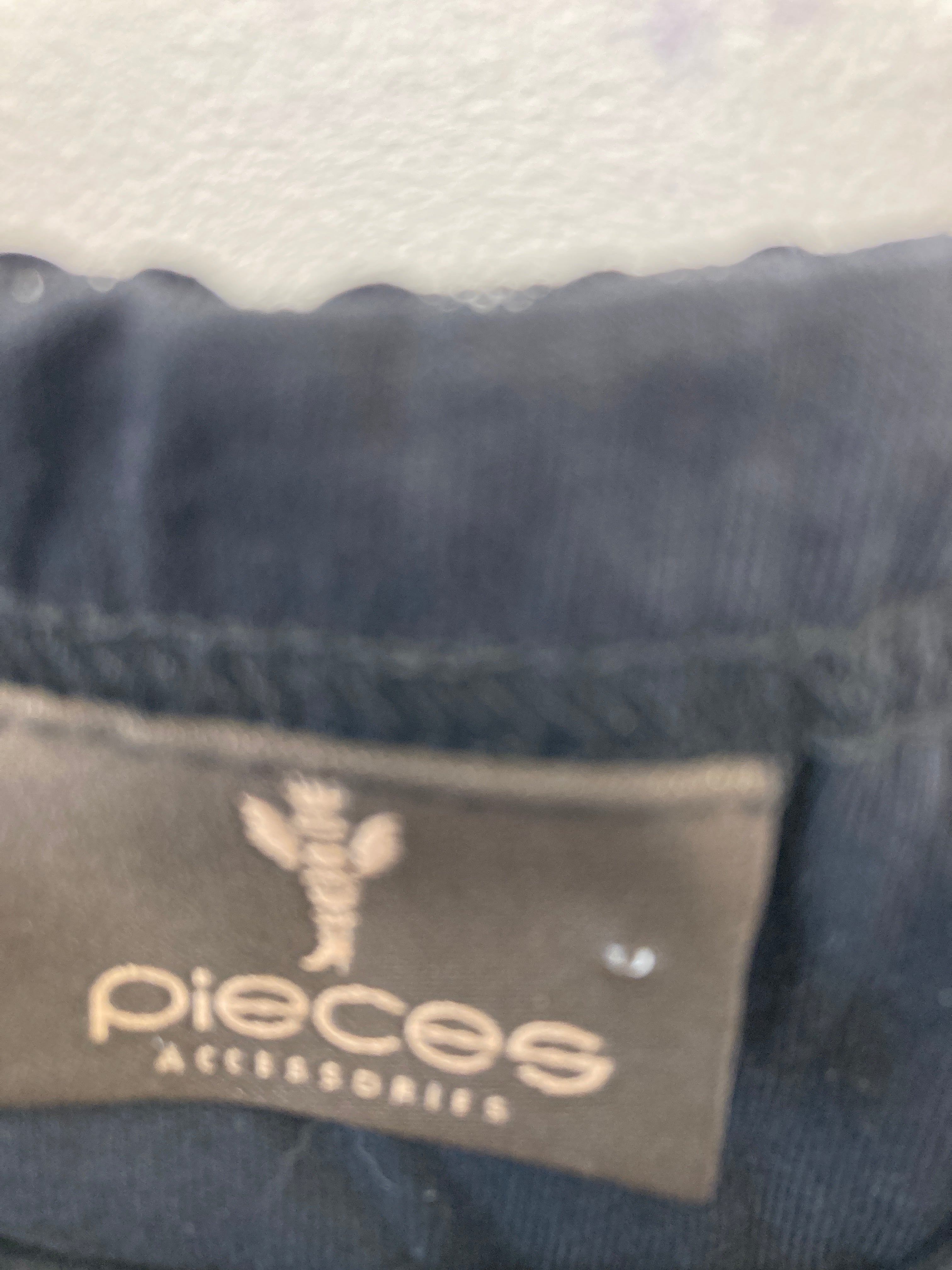 Pieces Top