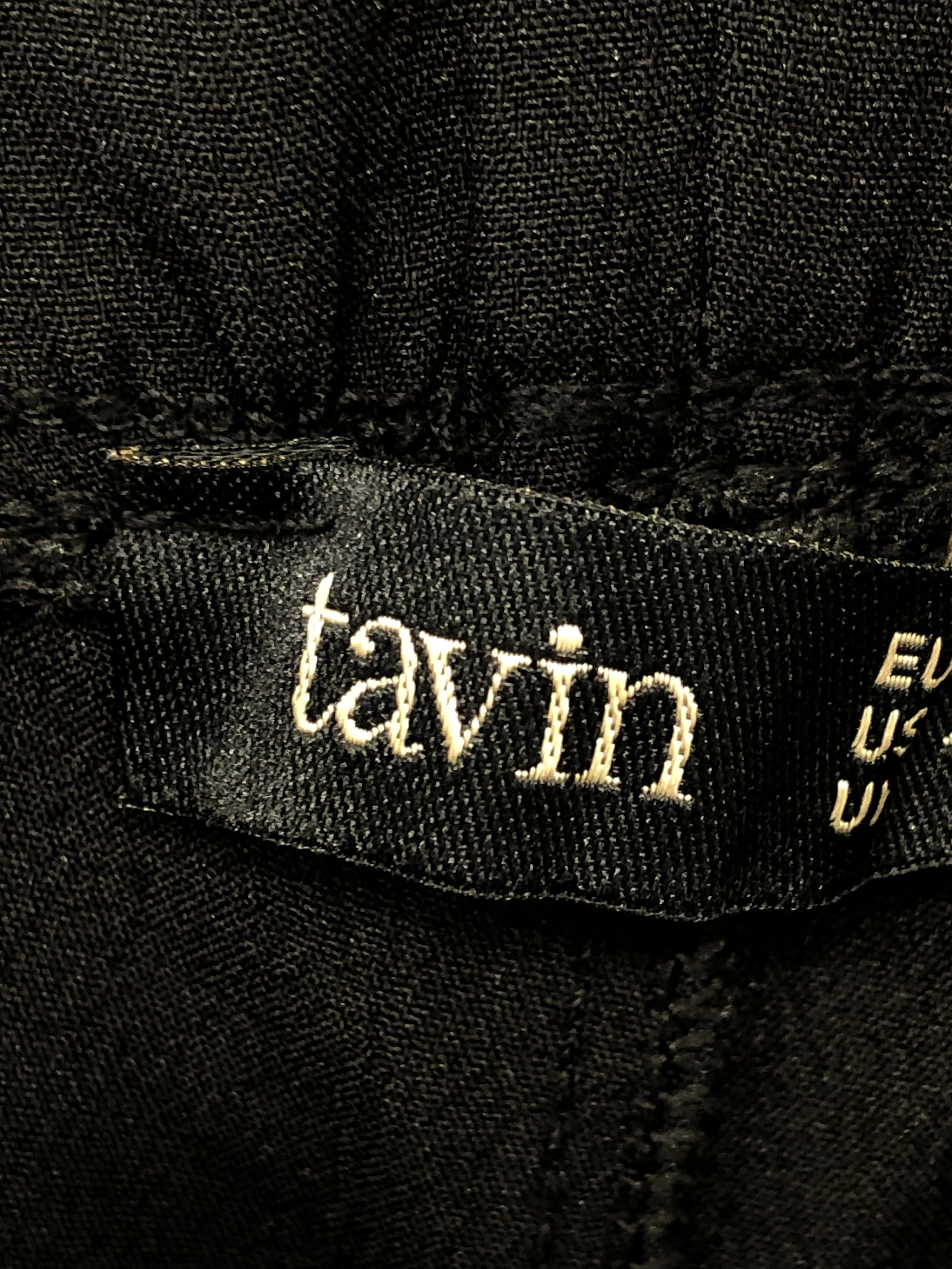 Tavin Bukser