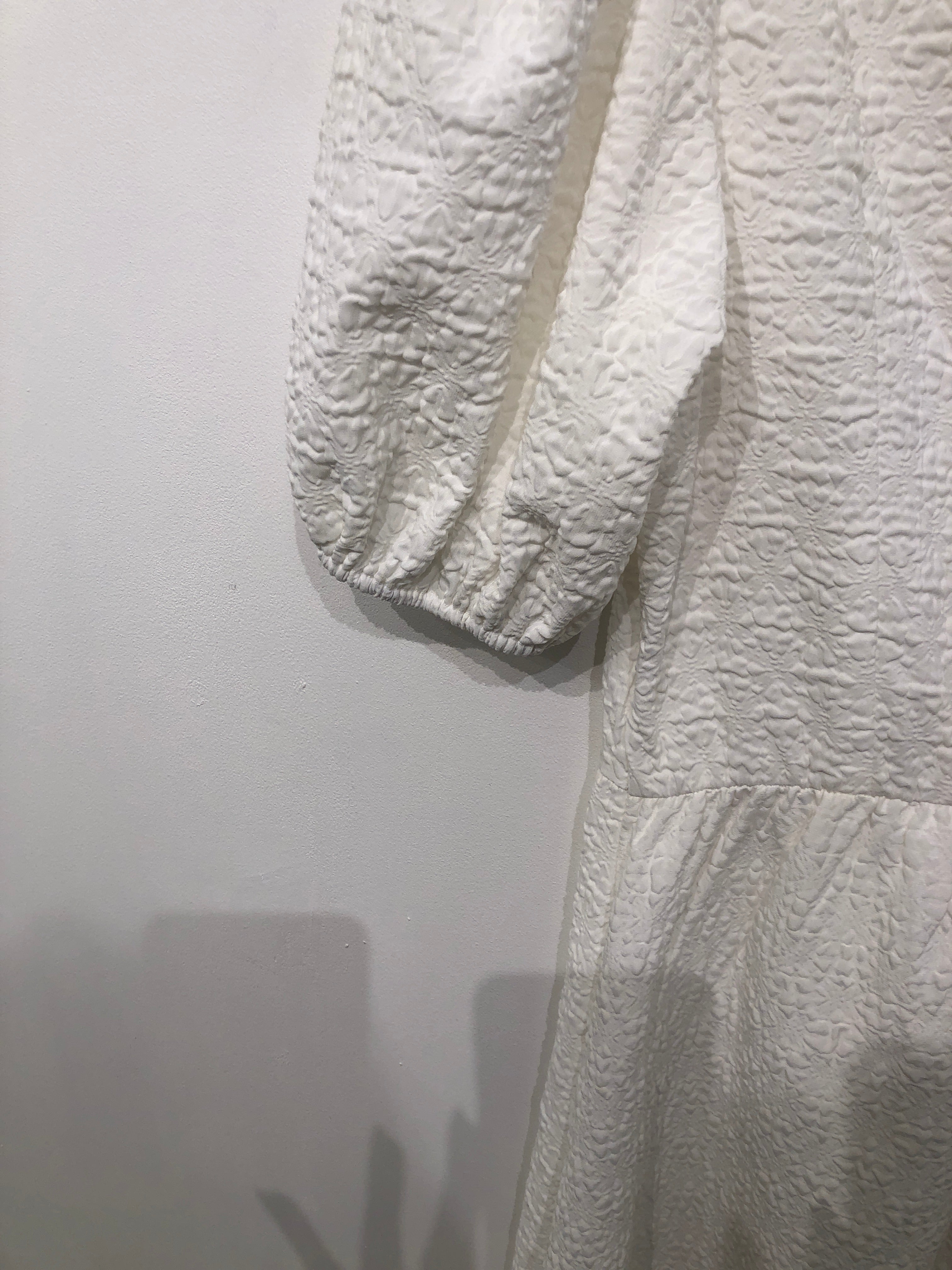 Elli White Kjole