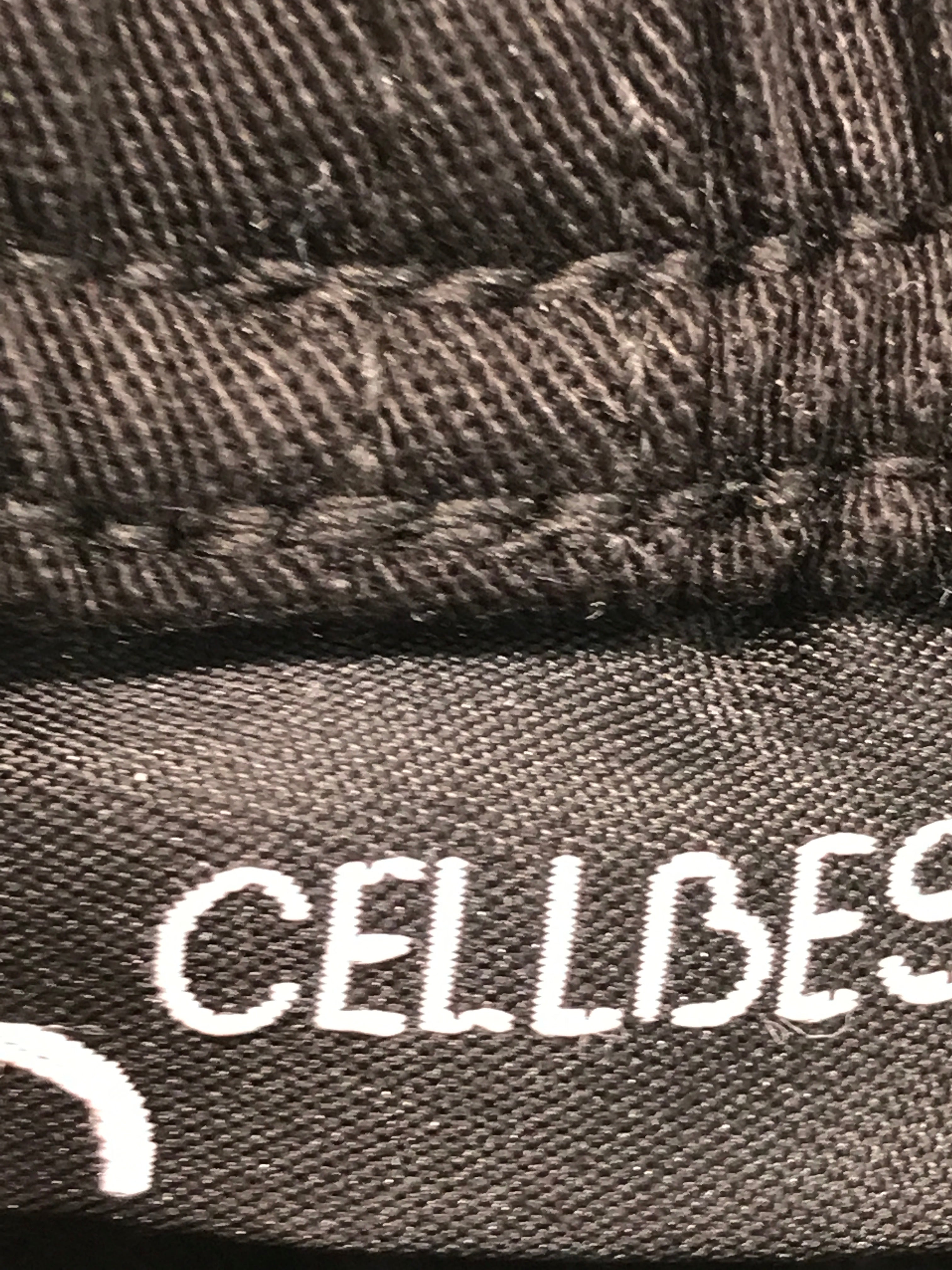 Cellebes Bukser
