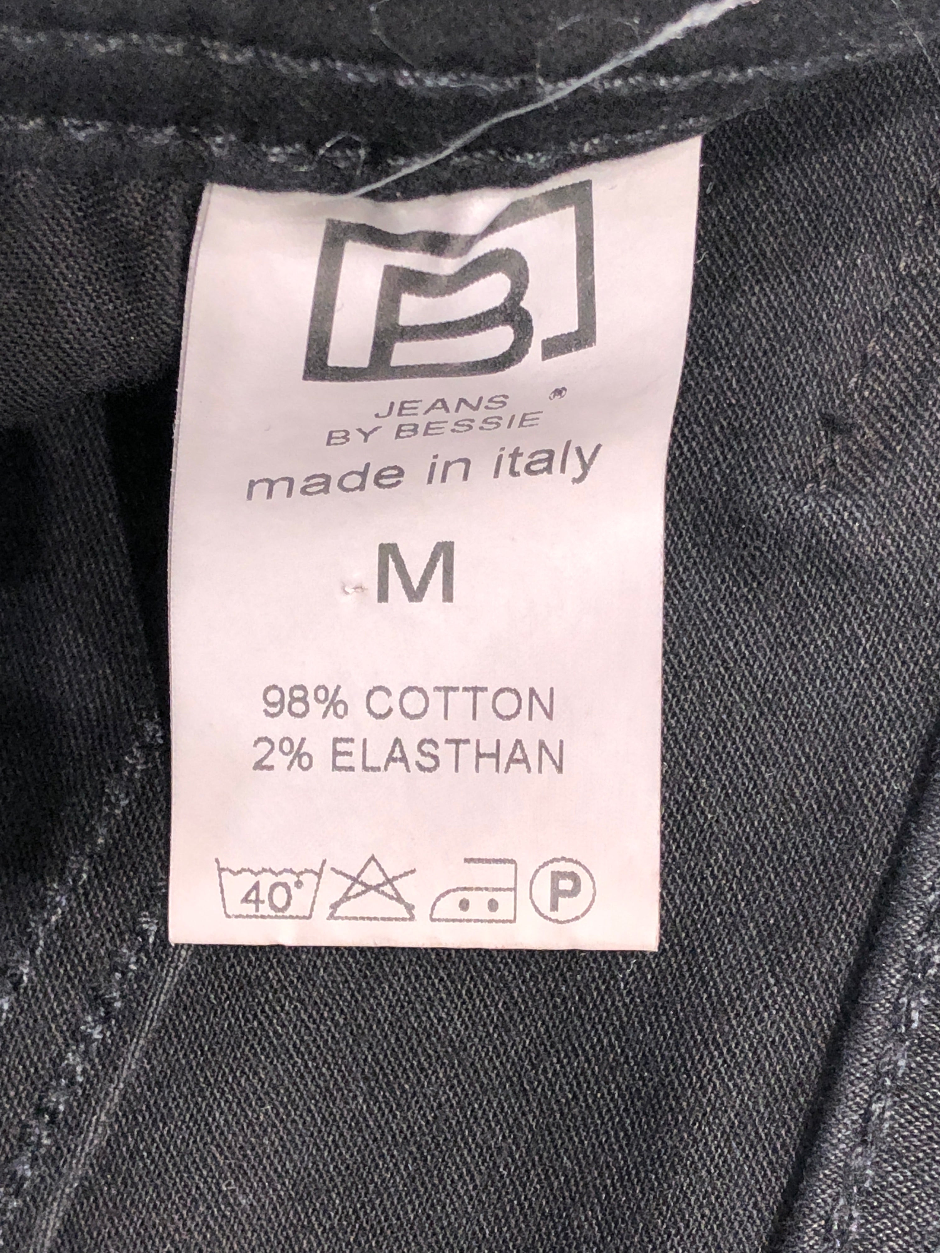 Jeans By Bessie Nederdel