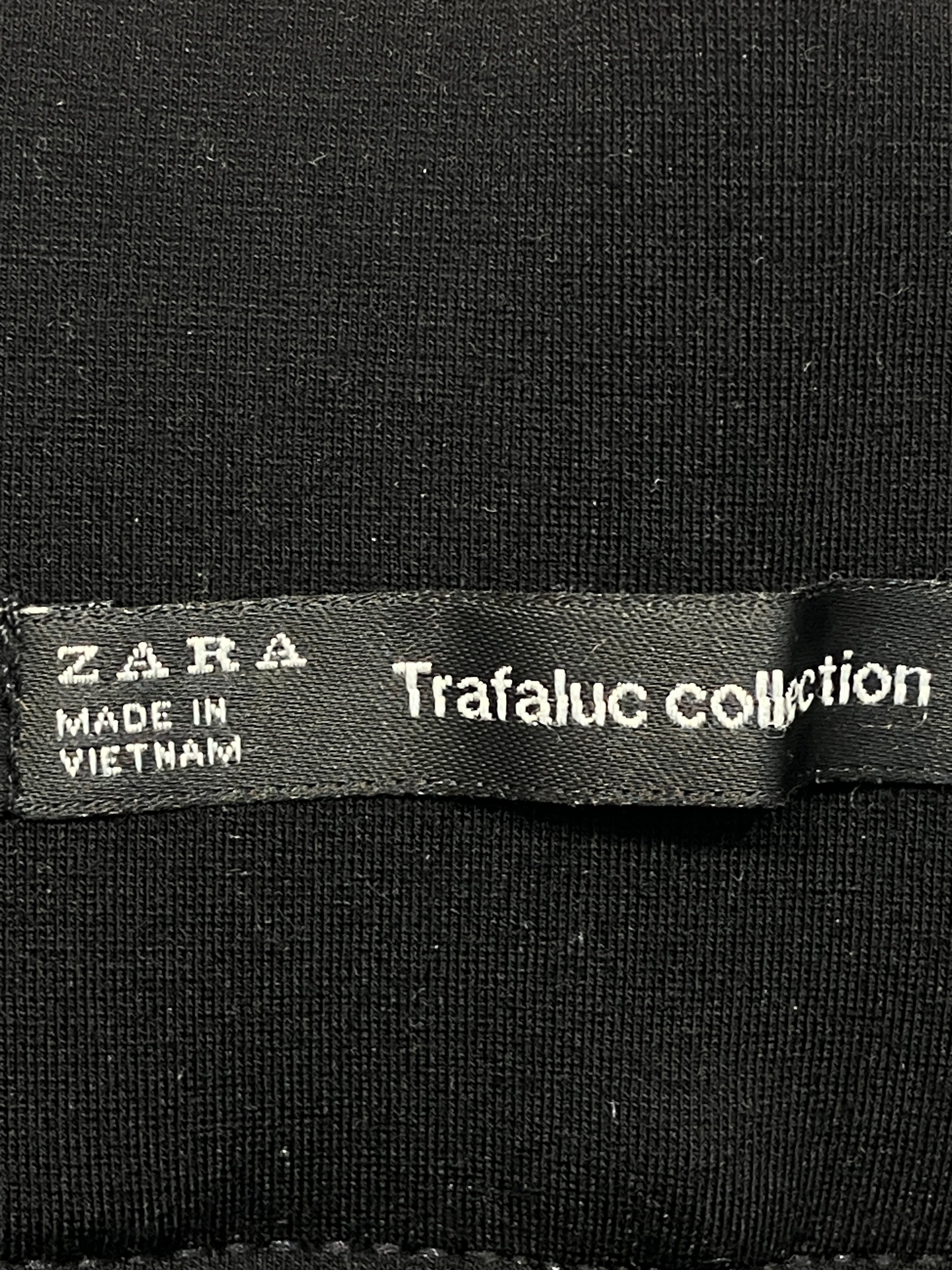 Zara Bukser