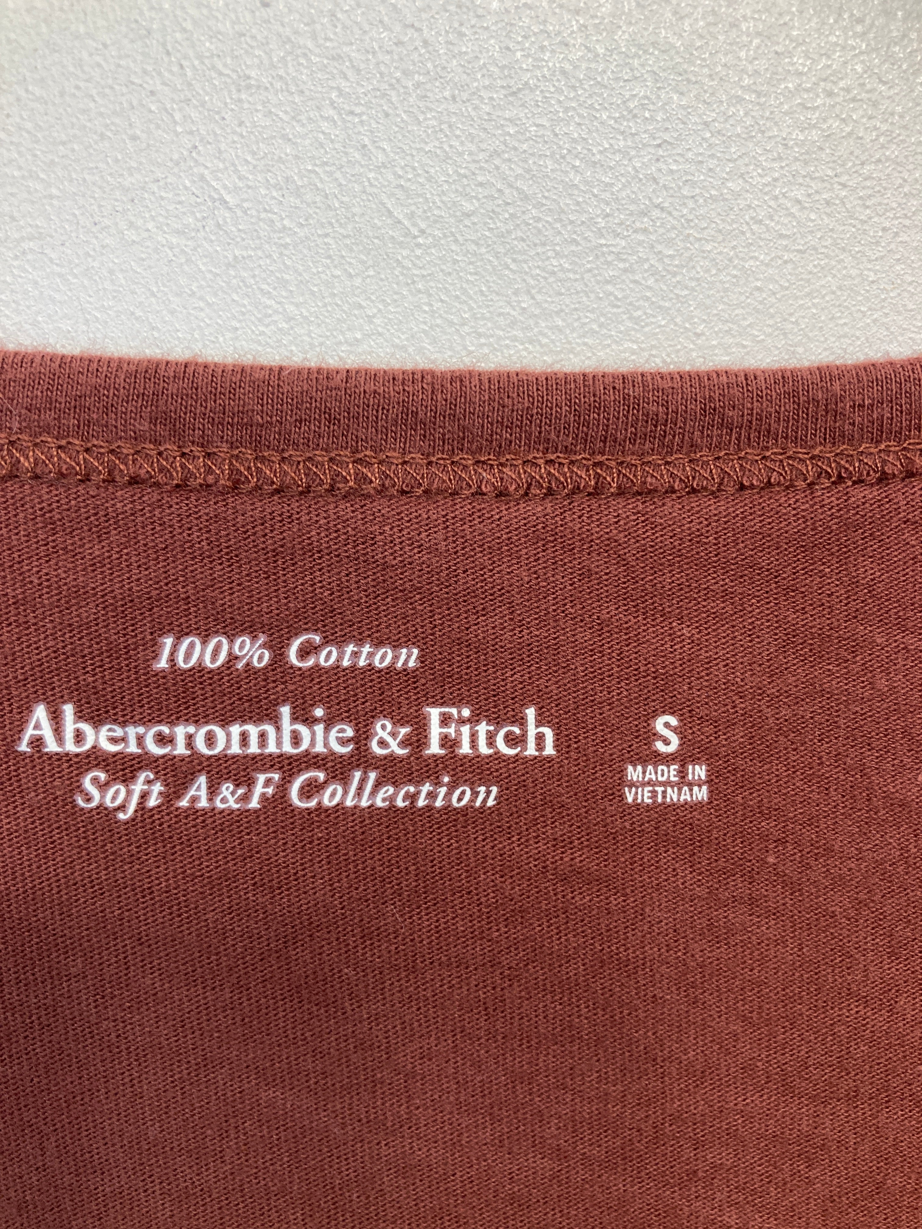 Abercrombie & Fitch T-shirt