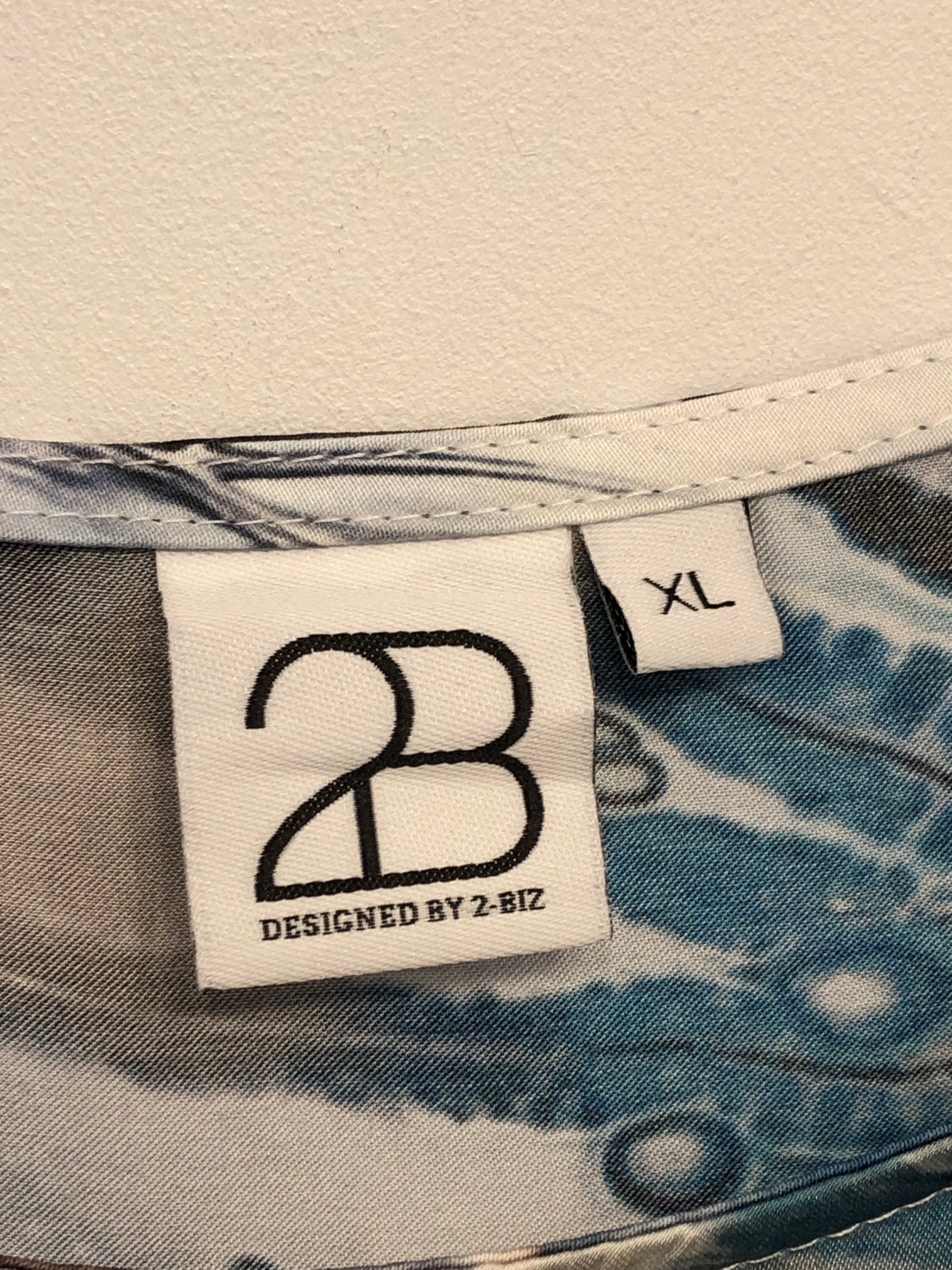2-Biz Bluse