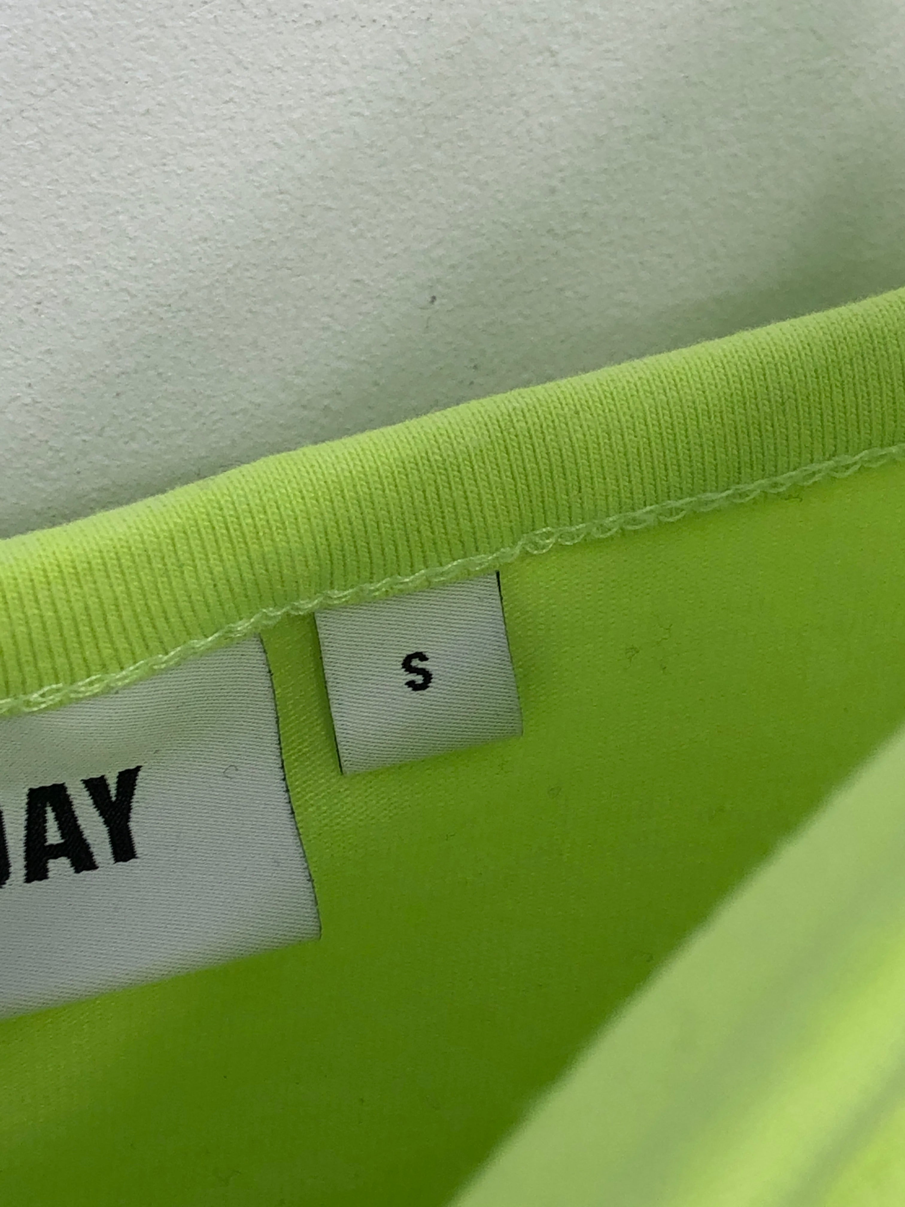 Weekday Top