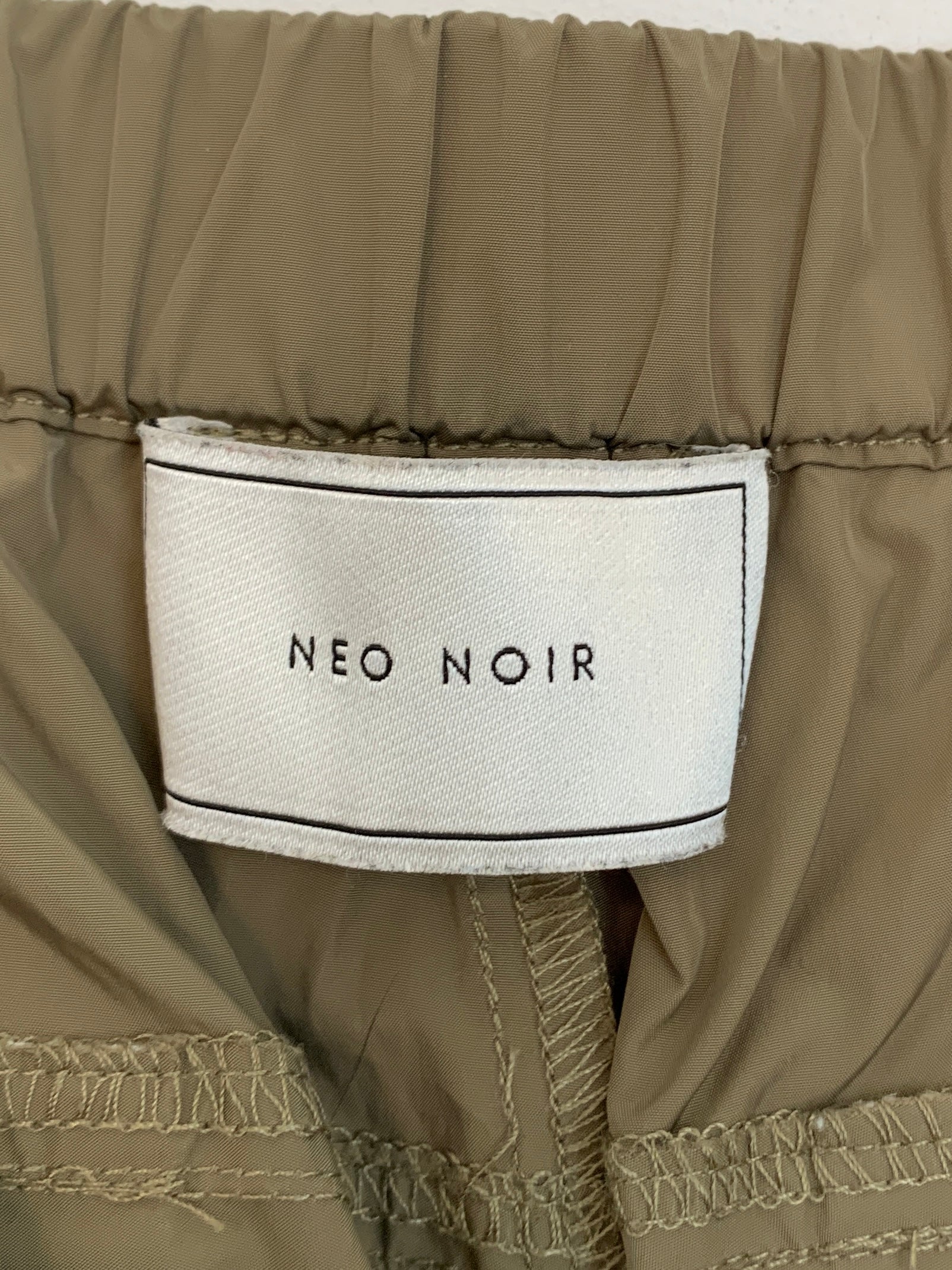 Neo Noir Bukser