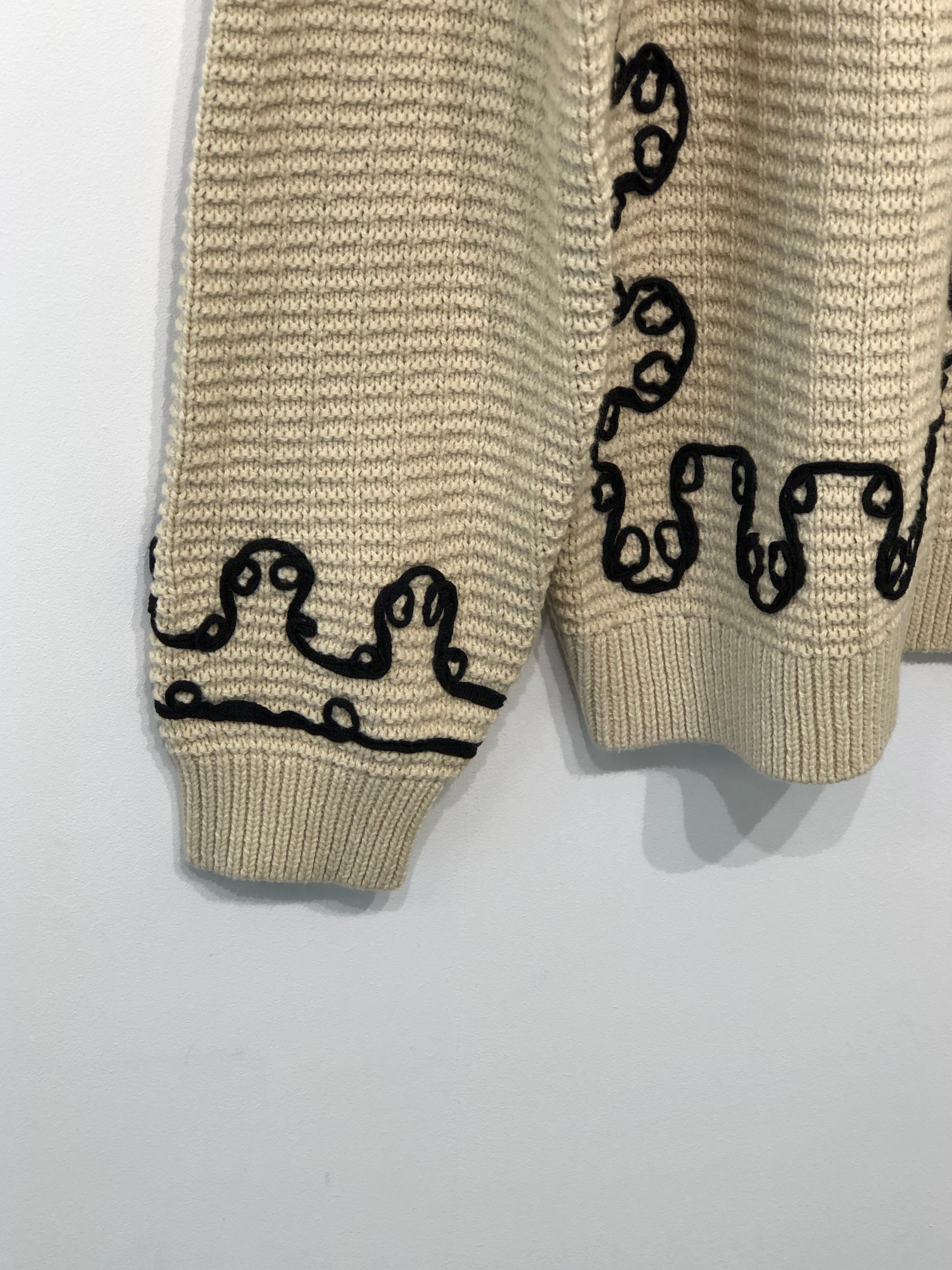 Object Strikbluse