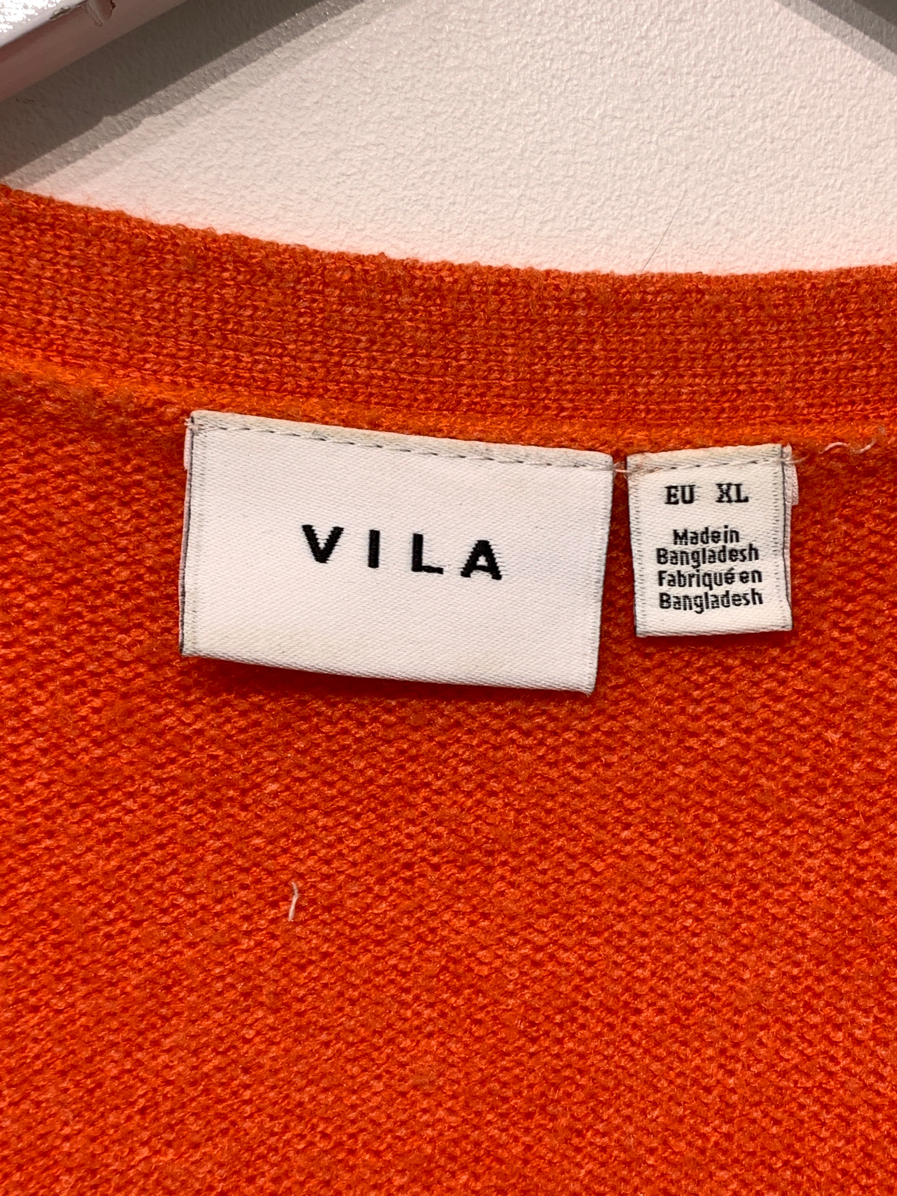 Vila Cardigan