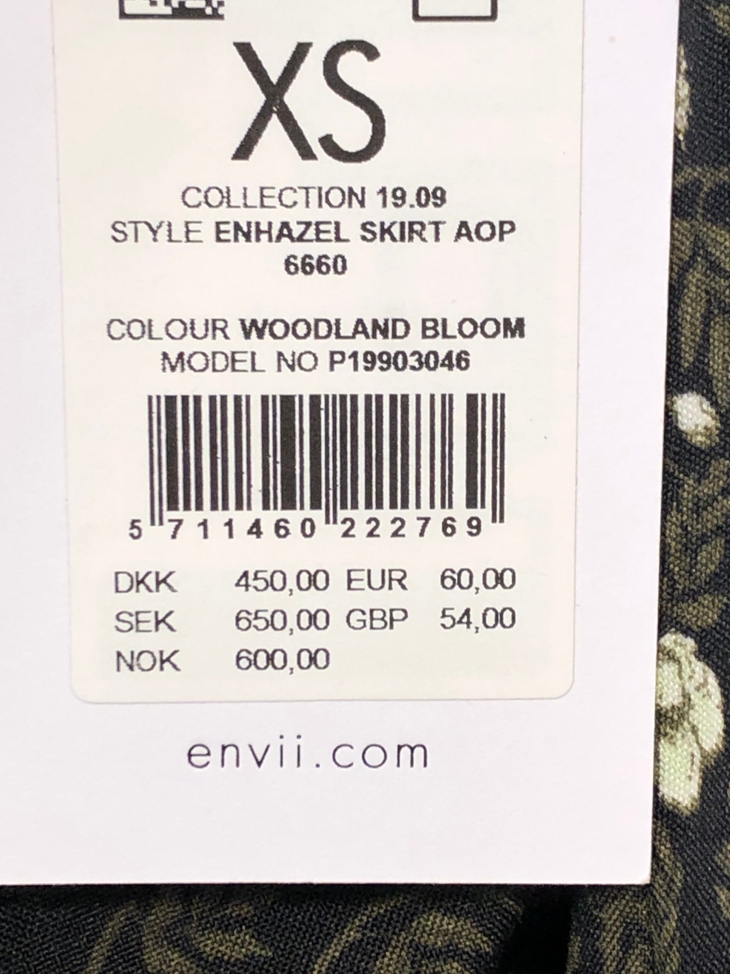 Envii Nederdel